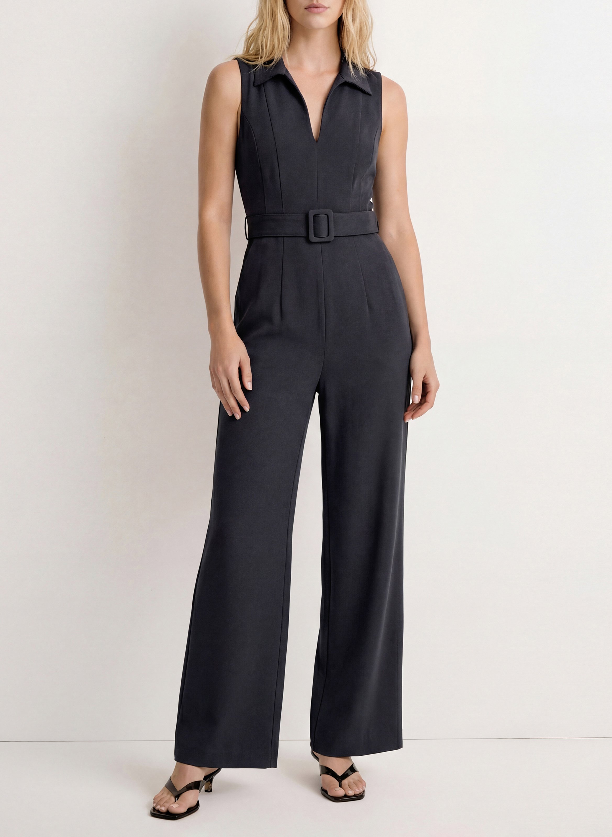 Rechte jumpsuit met V-hals KOOKAI Zwart