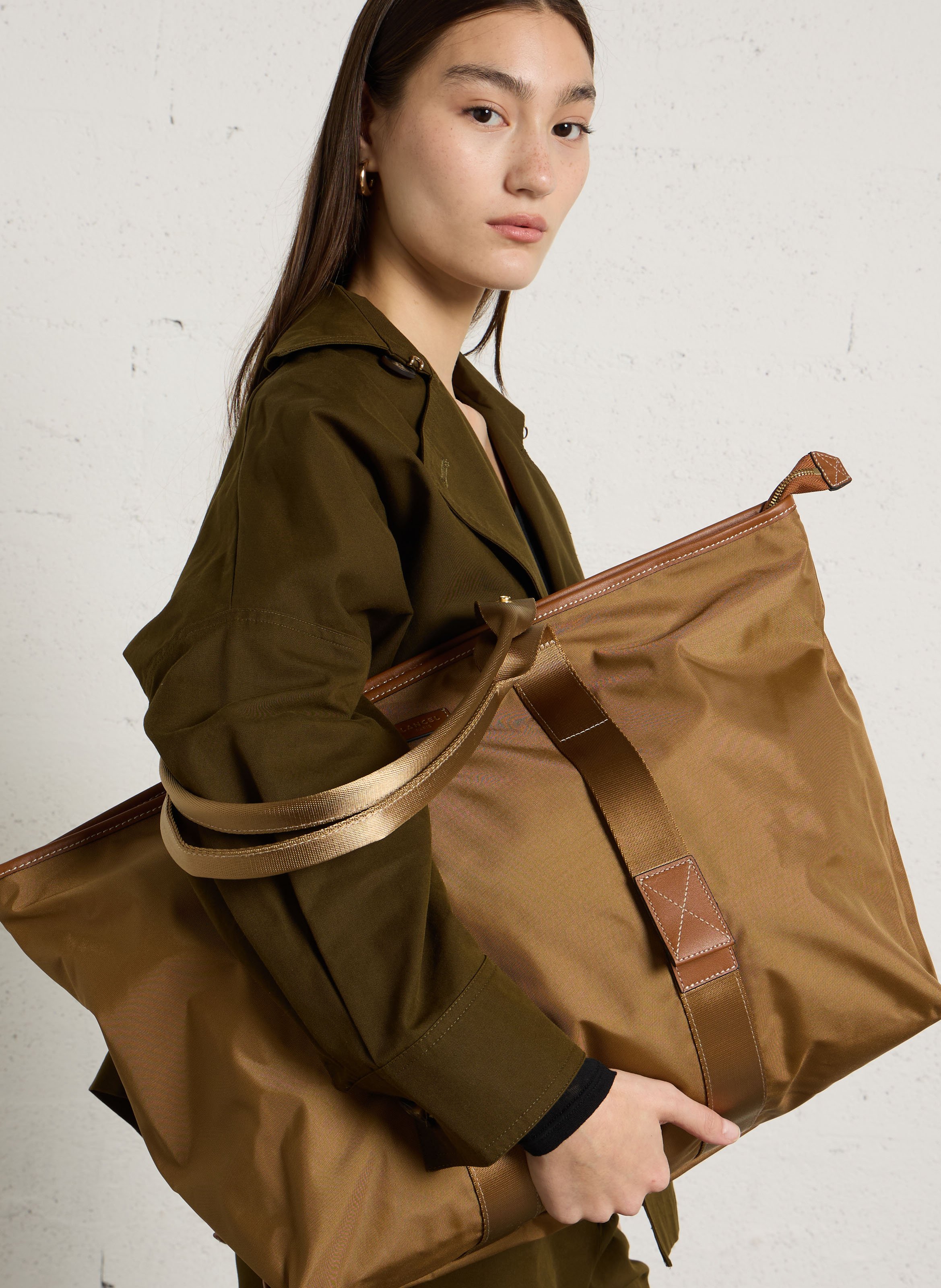 Shopper mit Reißverschluss LANCEL Beige