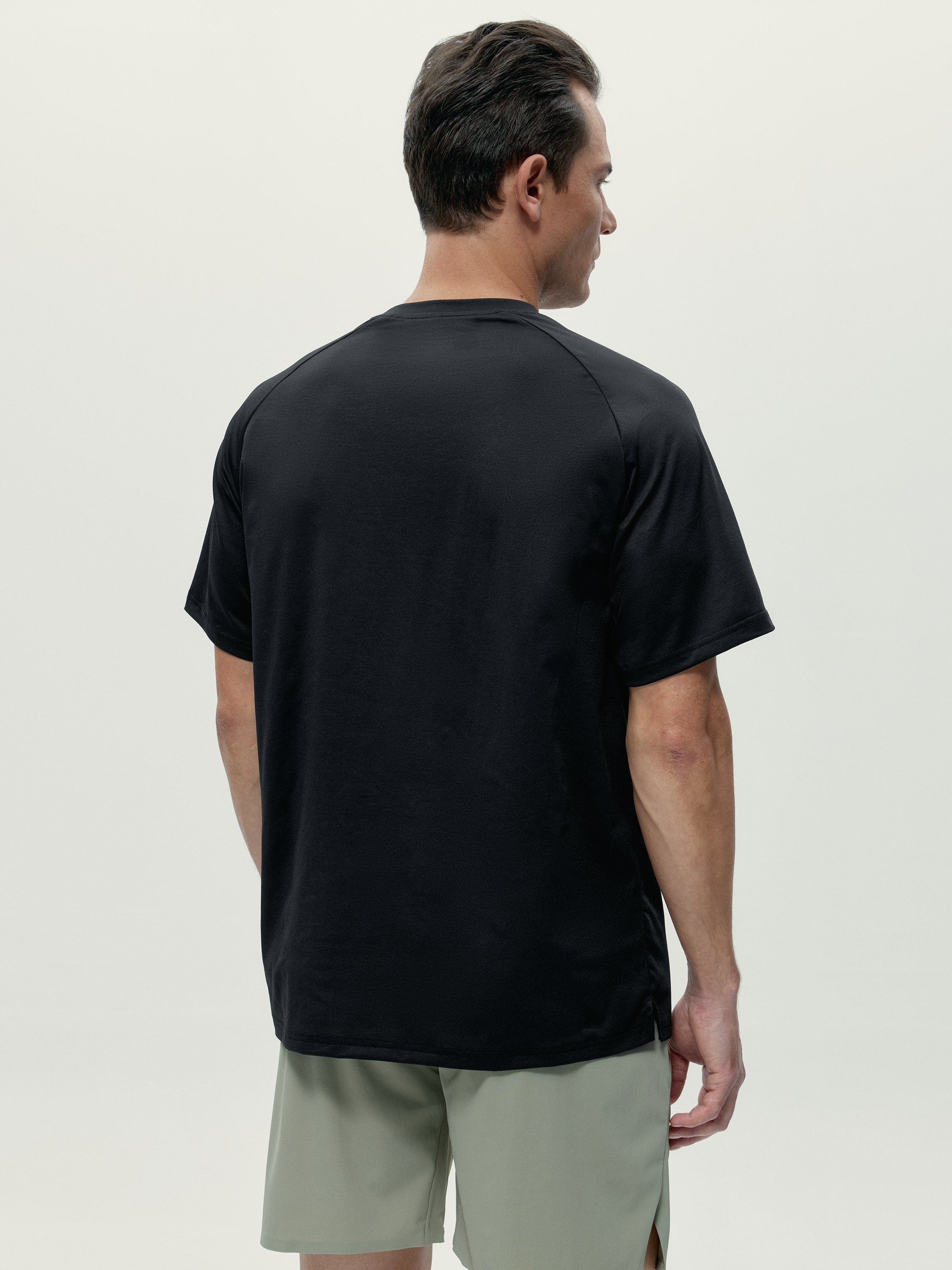 Men's short-sleeve core sports t-shirt BORN Black