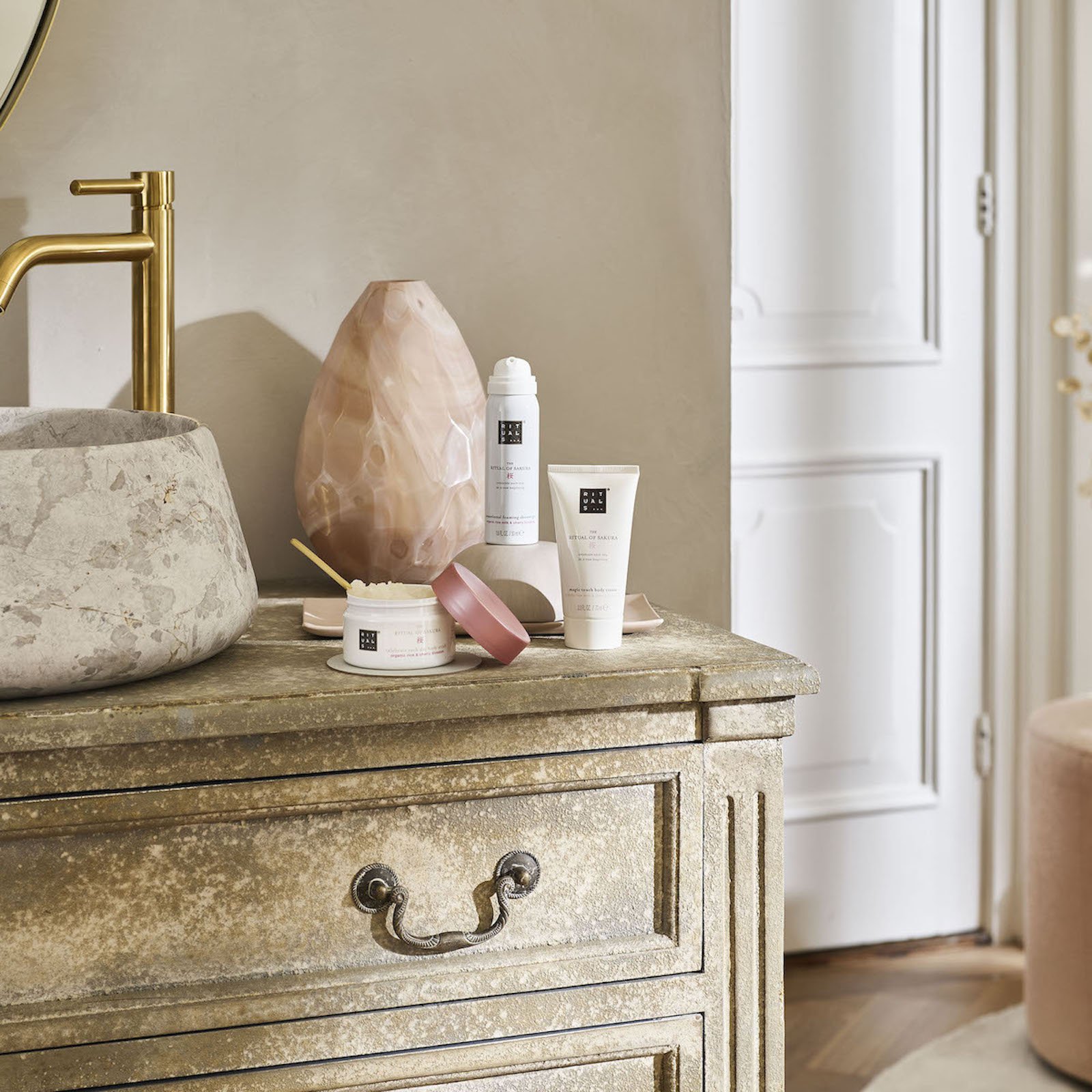 The Ritual of Sakura - Belebendes Reiseset RITUALS No color