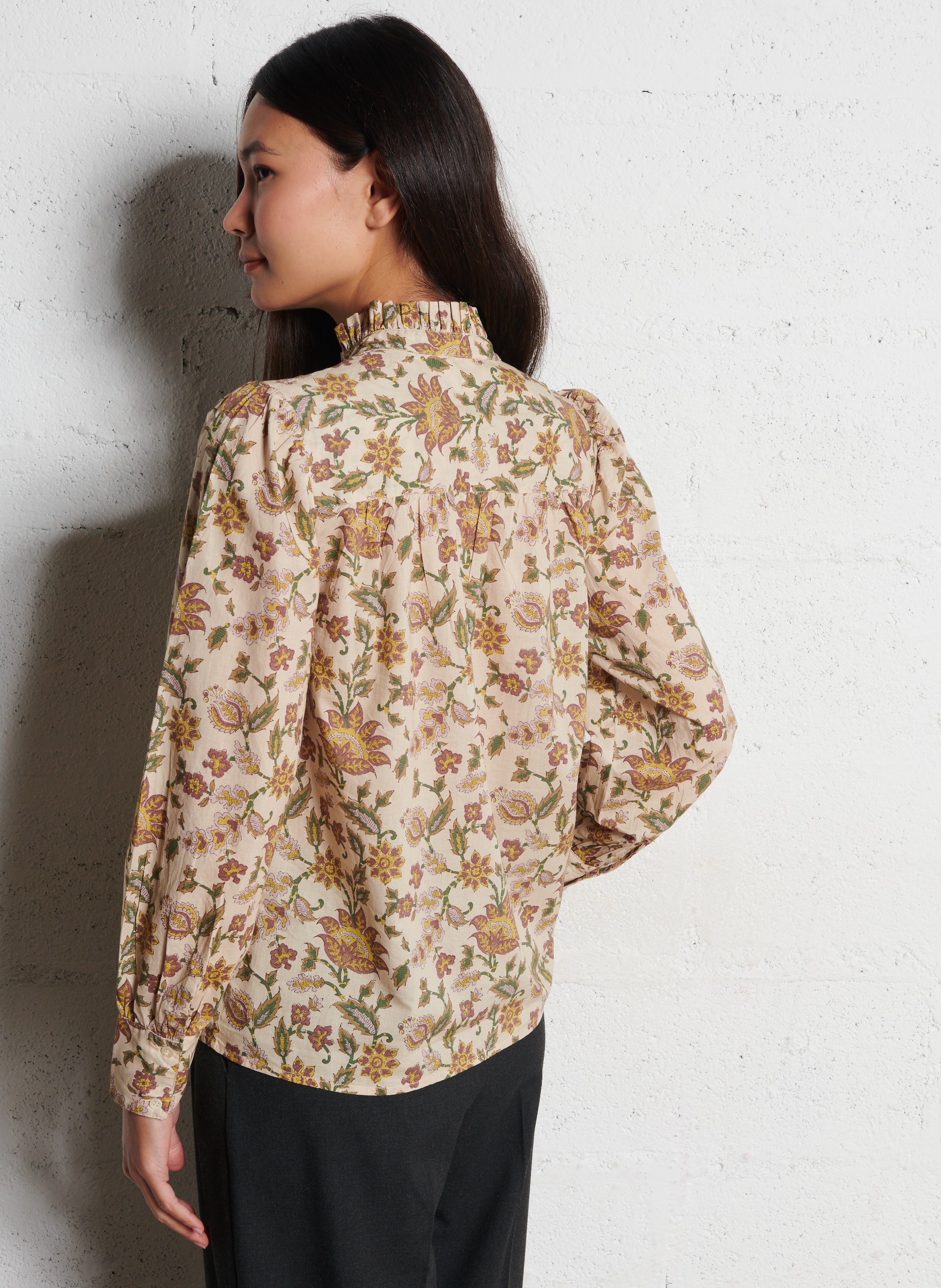 Oversized Victorian collar cotton shirt PETITE MENDIGOTE Beige