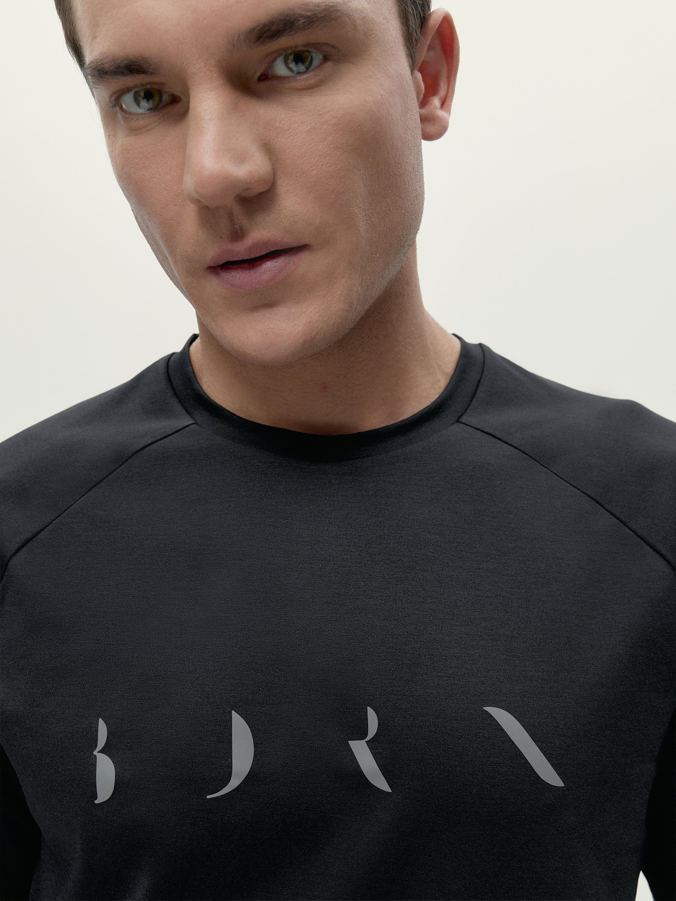 Men's short-sleeve core sports t-shirt BORN Black