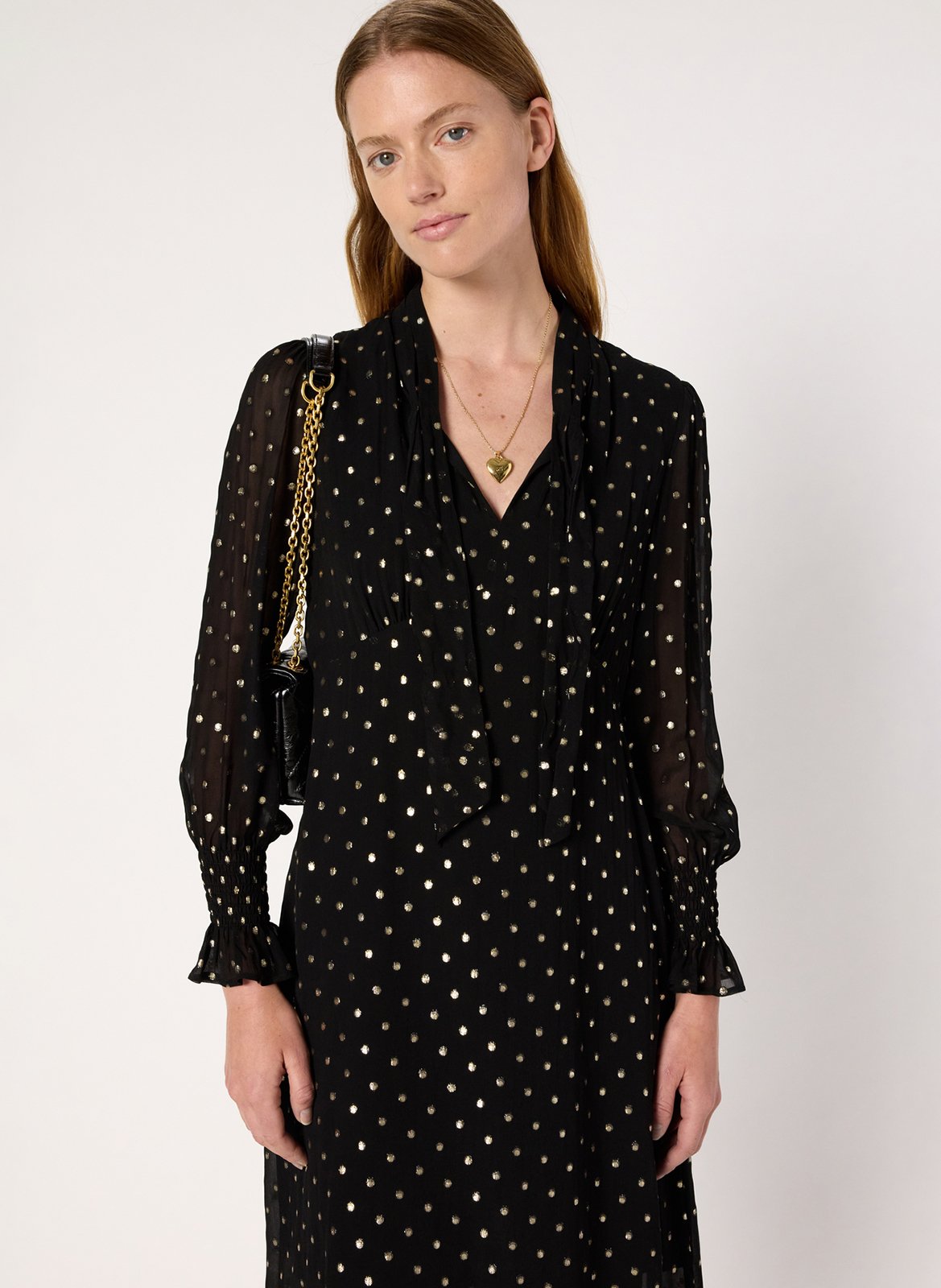 Robe courte cintrée col lavallière GERARD DAREL Noir