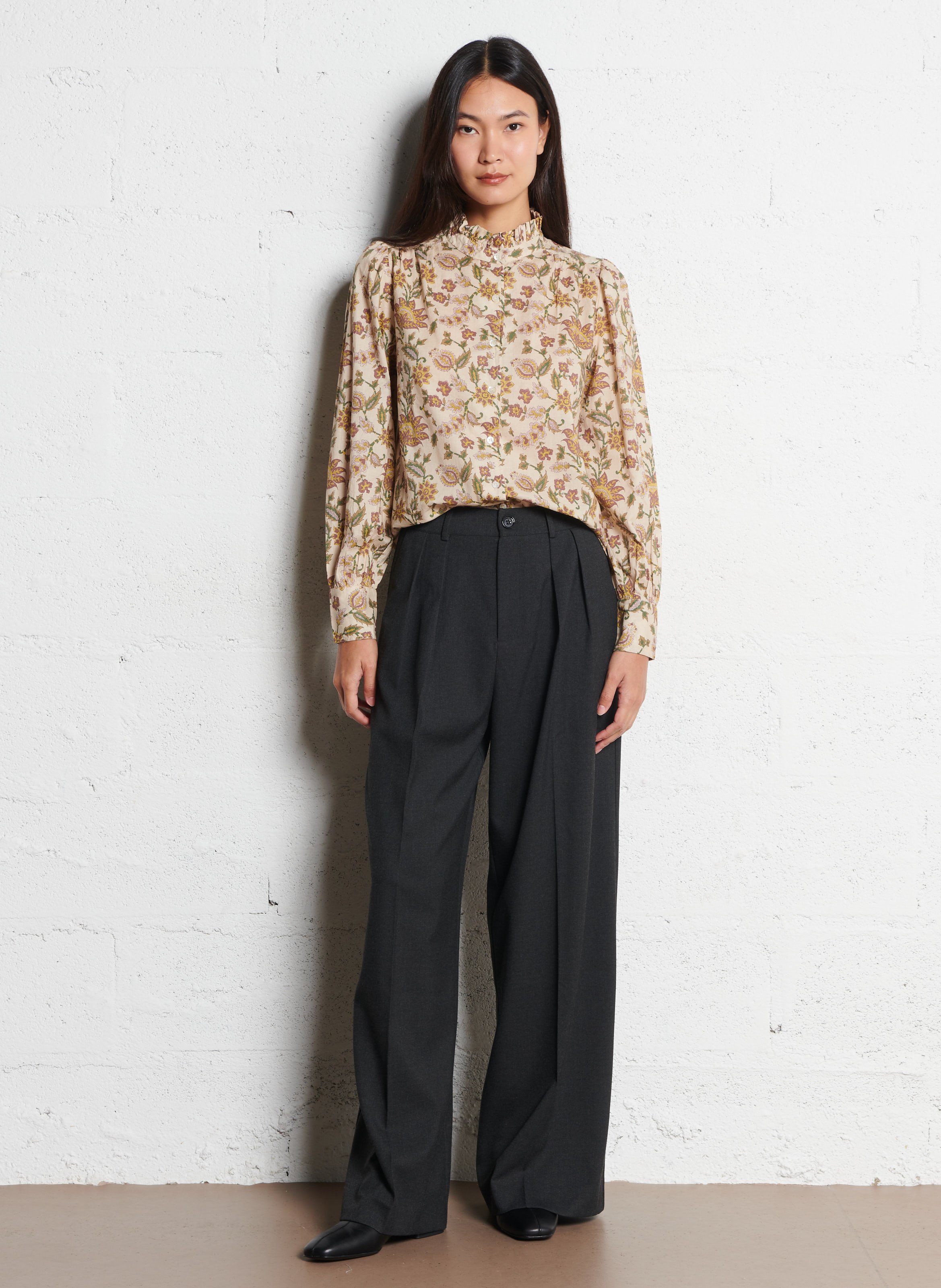 Oversized Victorian collar cotton shirt PETITE MENDIGOTE Beige