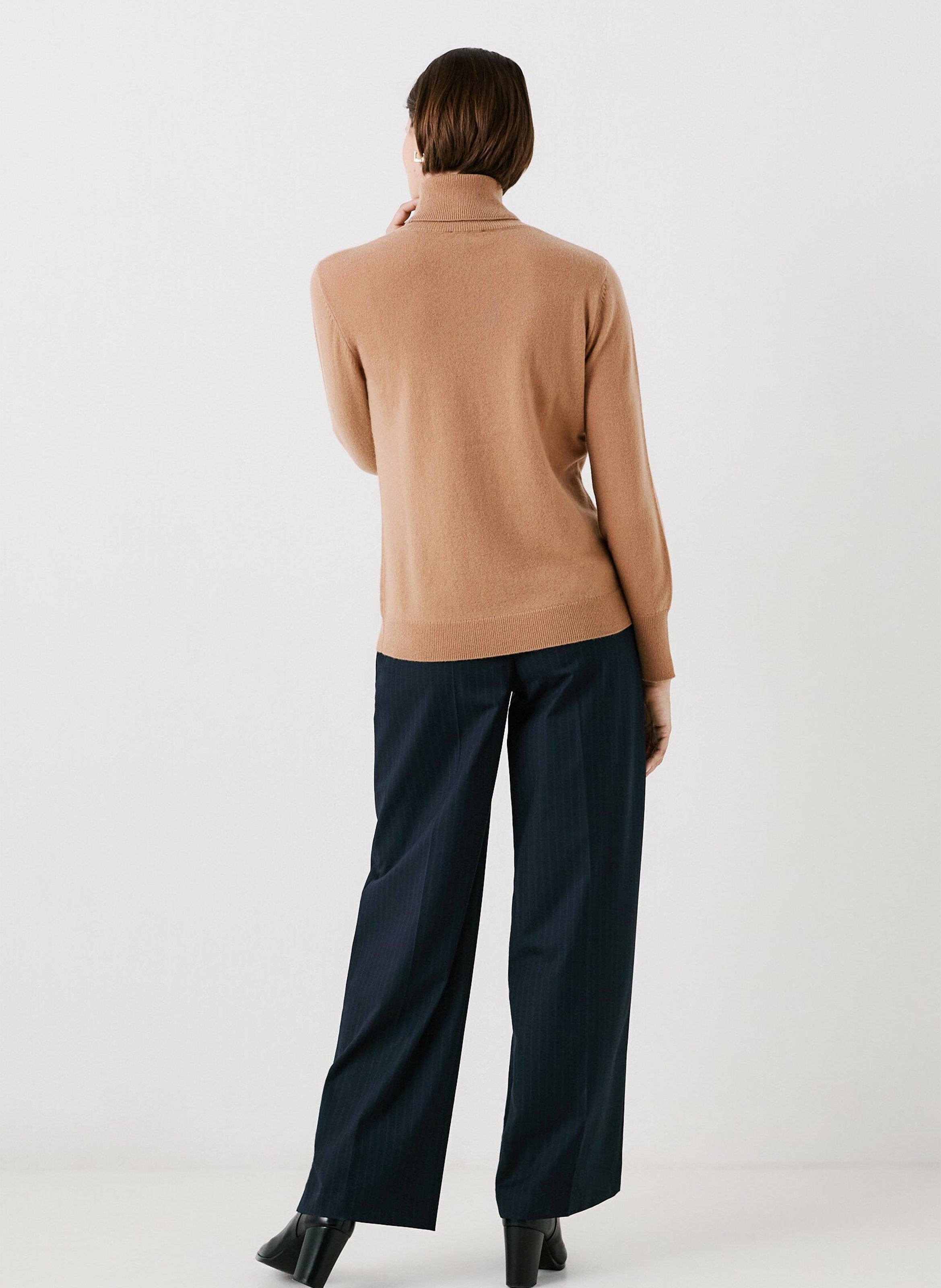 Cashmere straight-cut turtleneck sweater CAROLL Brown