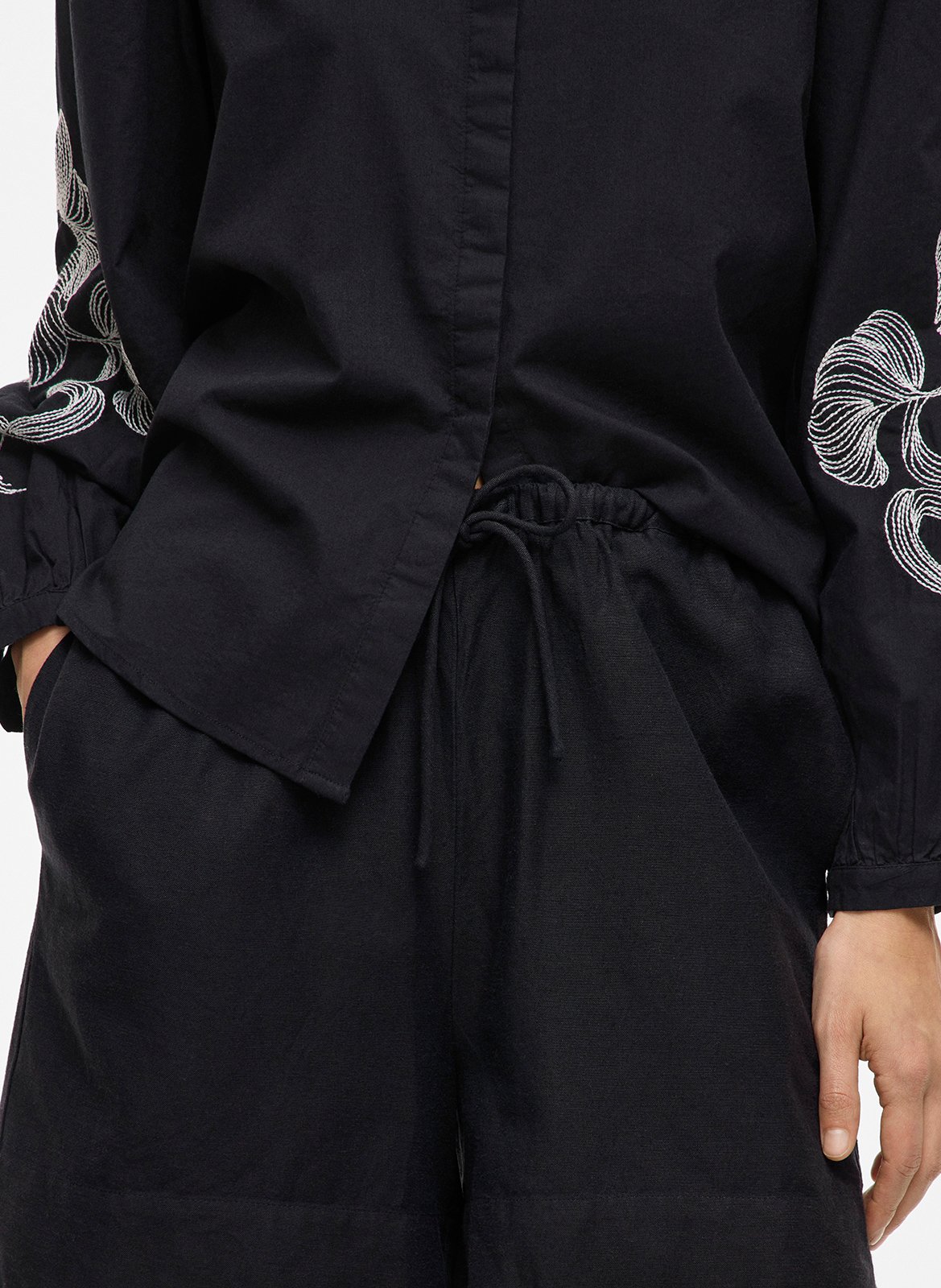 Straight shorts VILA Black