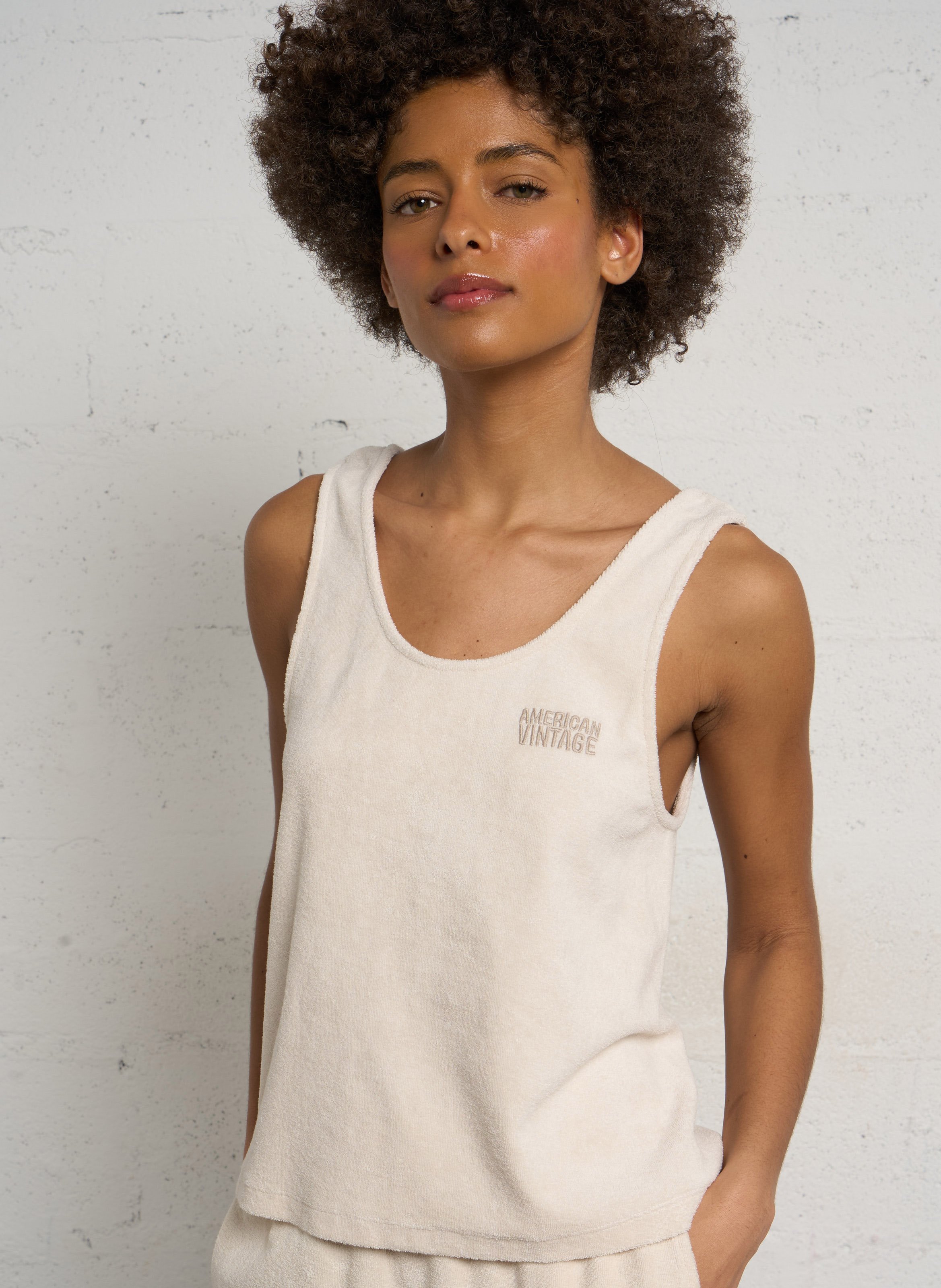 Débardeur col U en coton bio et coton recyclé AMERICAN VINTAGE Beige