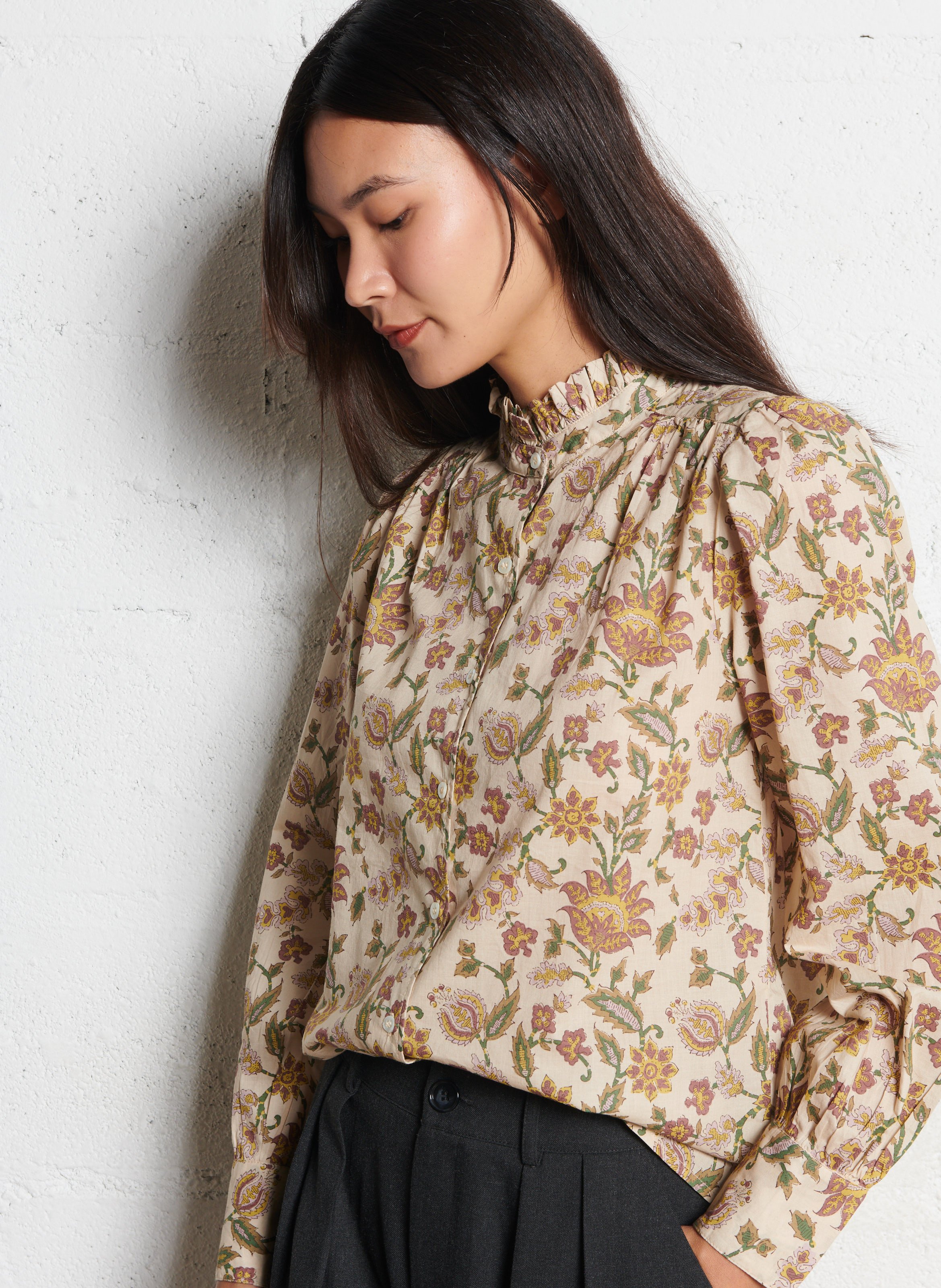 Oversized Victorian collar cotton shirt PETITE MENDIGOTE Beige