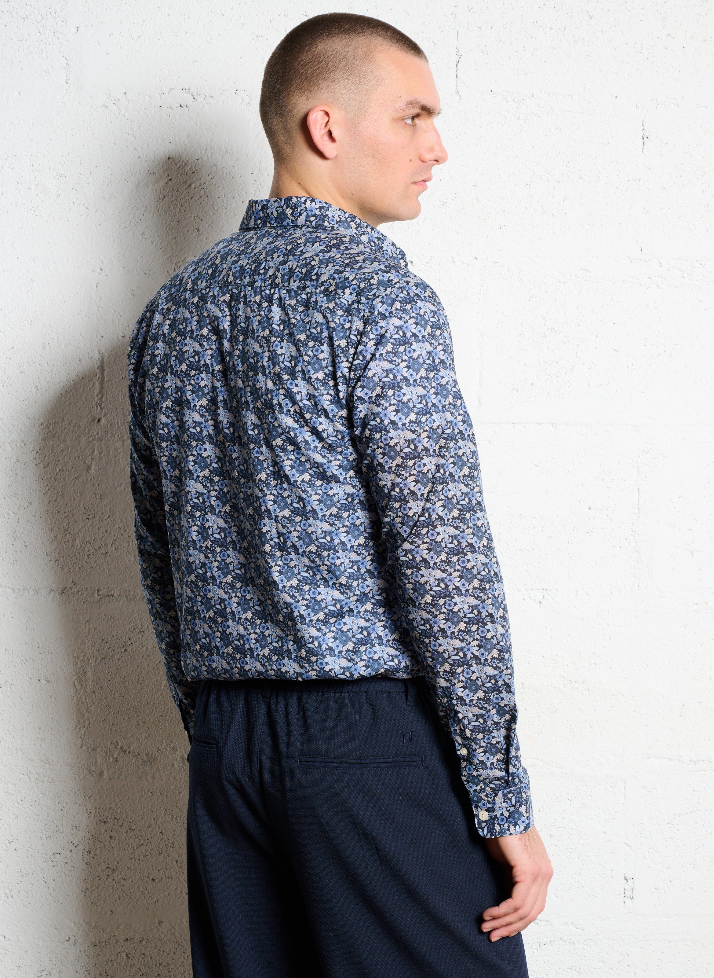 Chemise slim col classique imprimé fleuri en coton AU PRINTEMPS PARIS Bleu