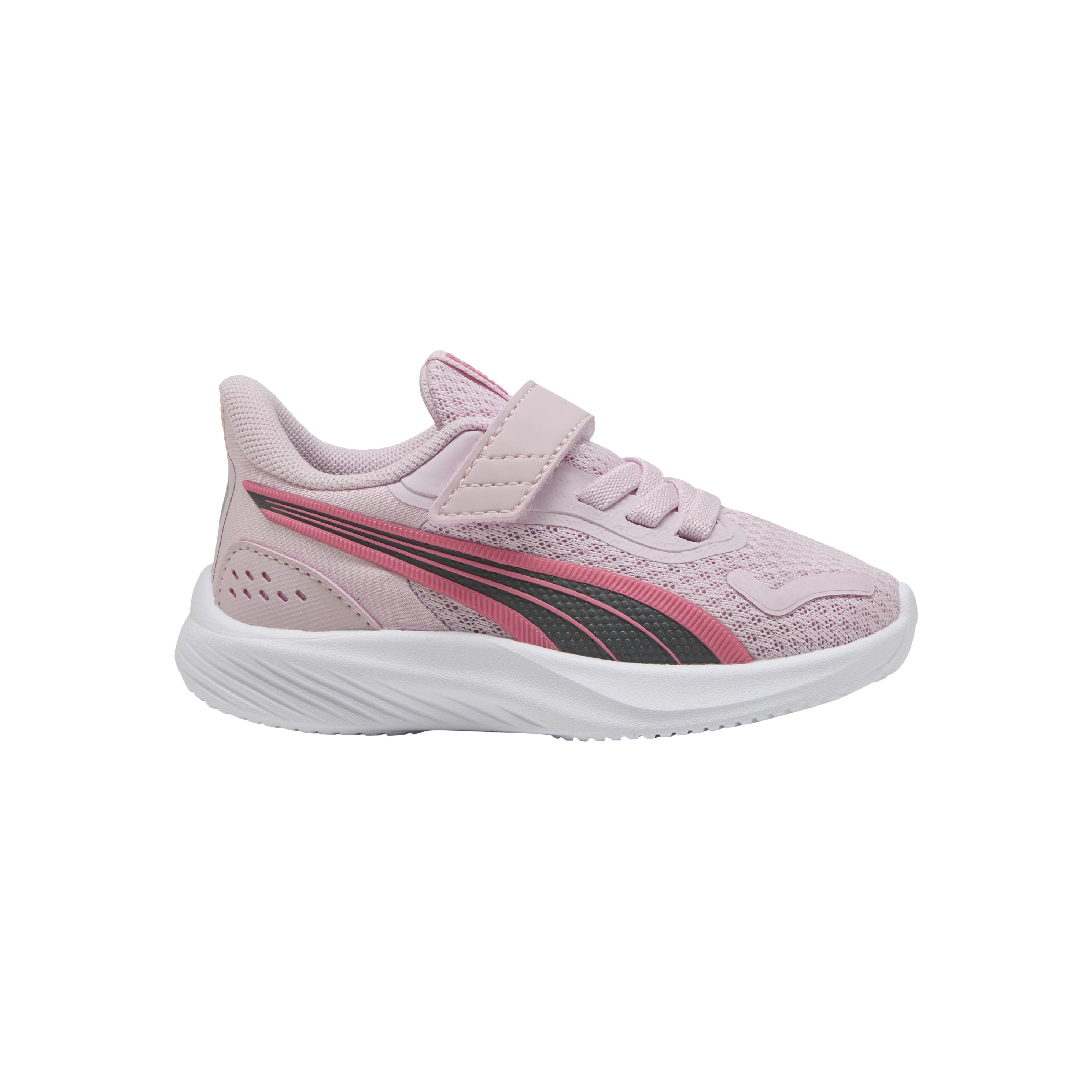 Children's sneakers with Velcro straps. PUMA