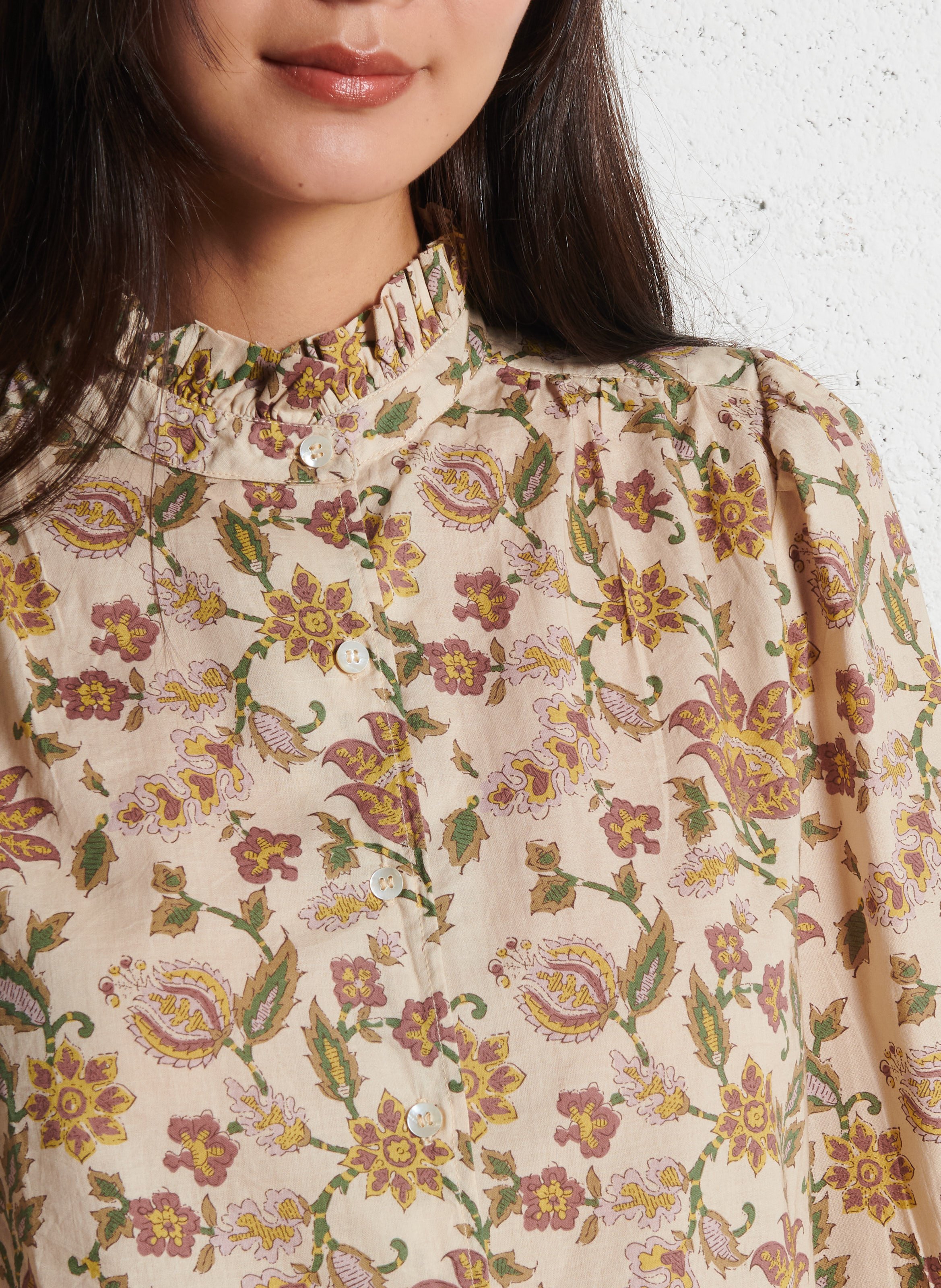 Oversized Victorian collar cotton shirt PETITE MENDIGOTE Beige