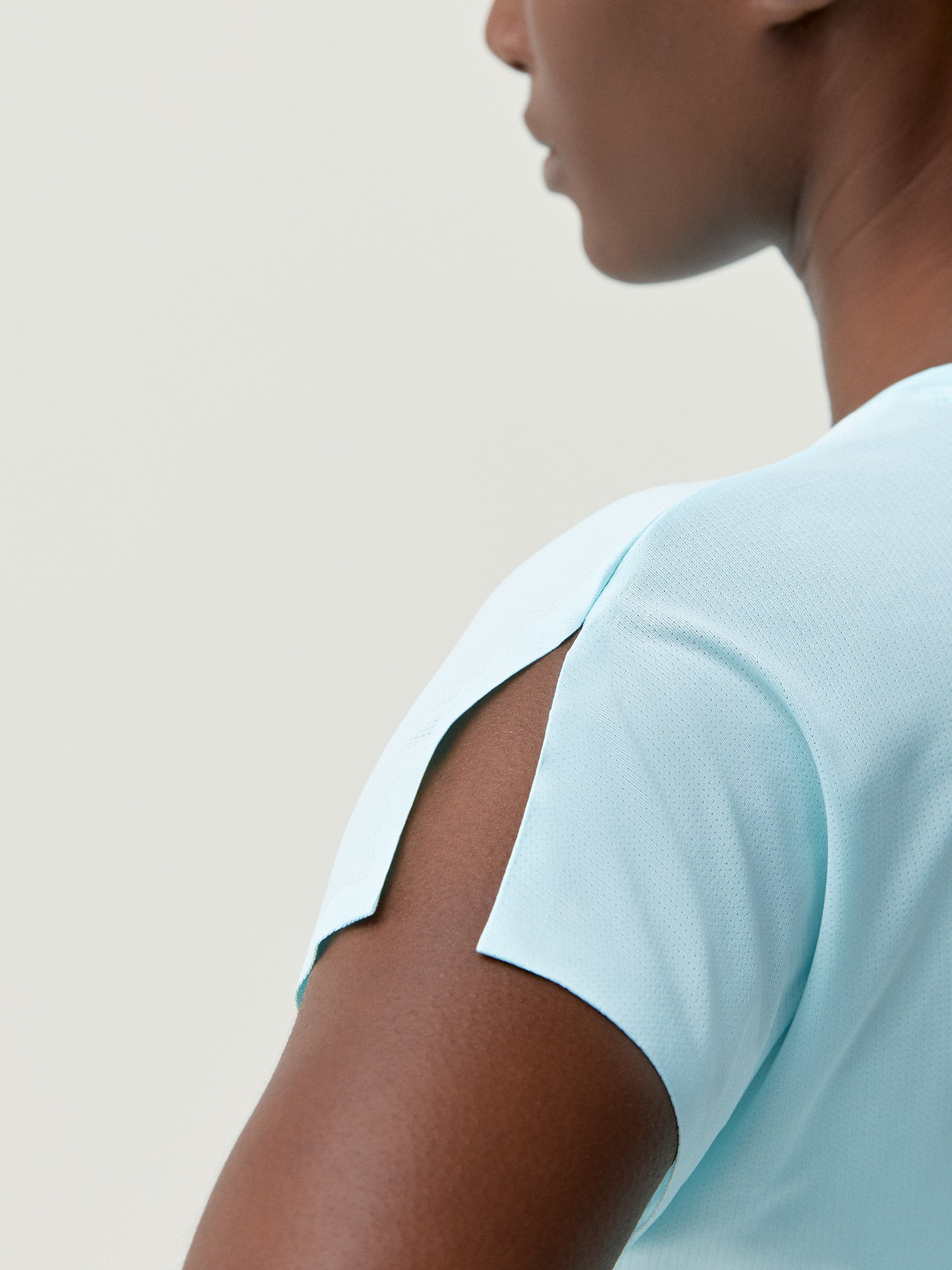 Open back t-shirt BORN LIVING YOGA Blue