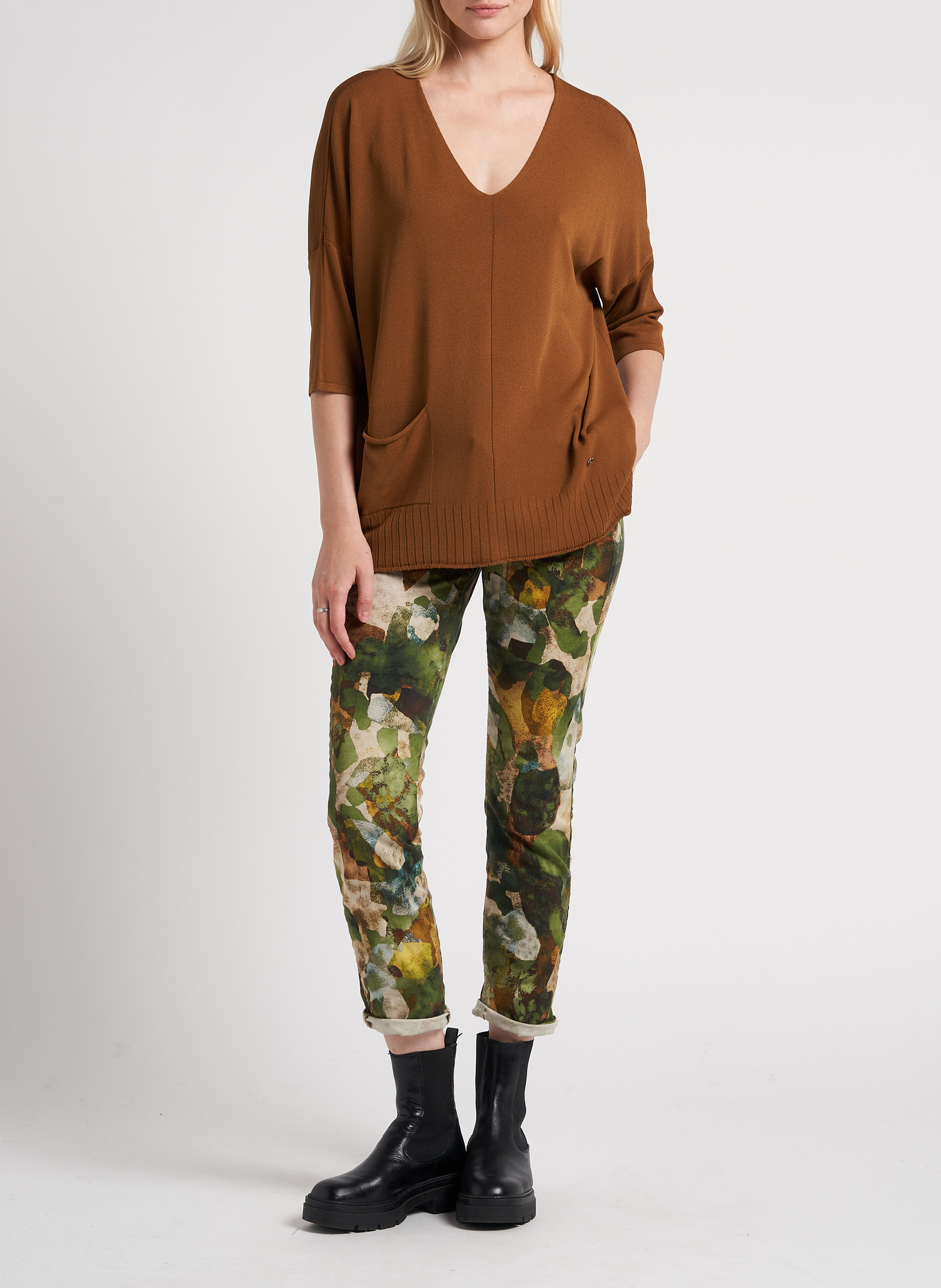 Chinohose aus bedruckter Baumwolle PLEASE Mehrfarbig