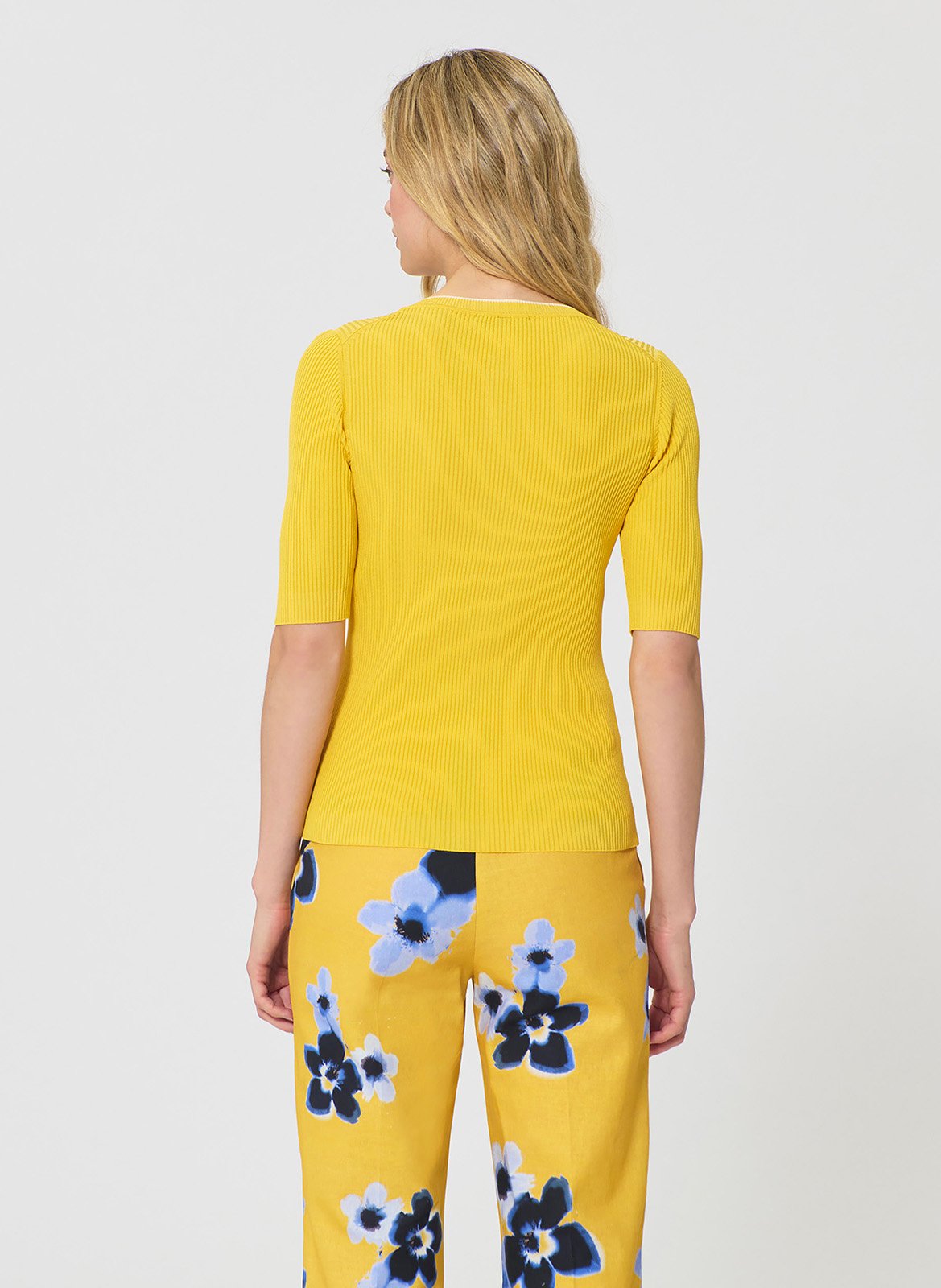 Gilet ajusté col rond en maille TARA JARMON Jaune