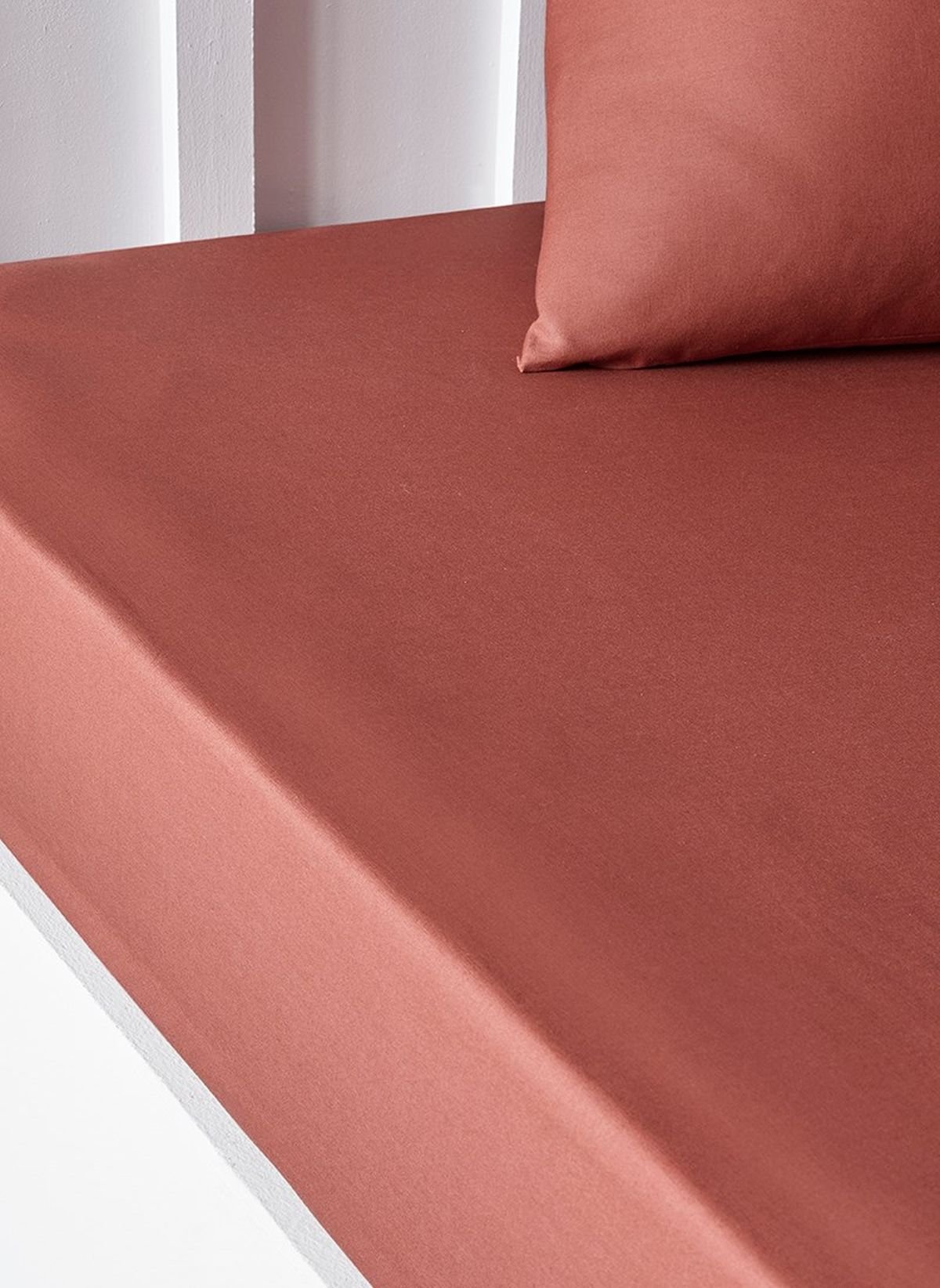 Solid color fitted sheet in cotton TODAY LINGE DE MAISON Red