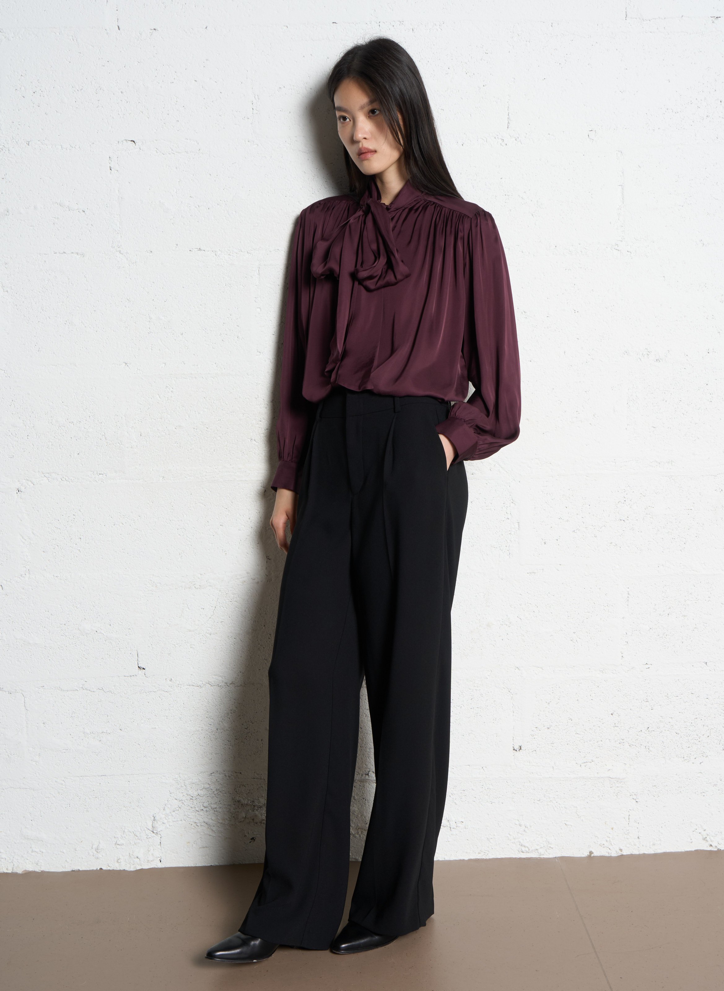 Fließende Bluse mit Band am Kragen IKKS Violett