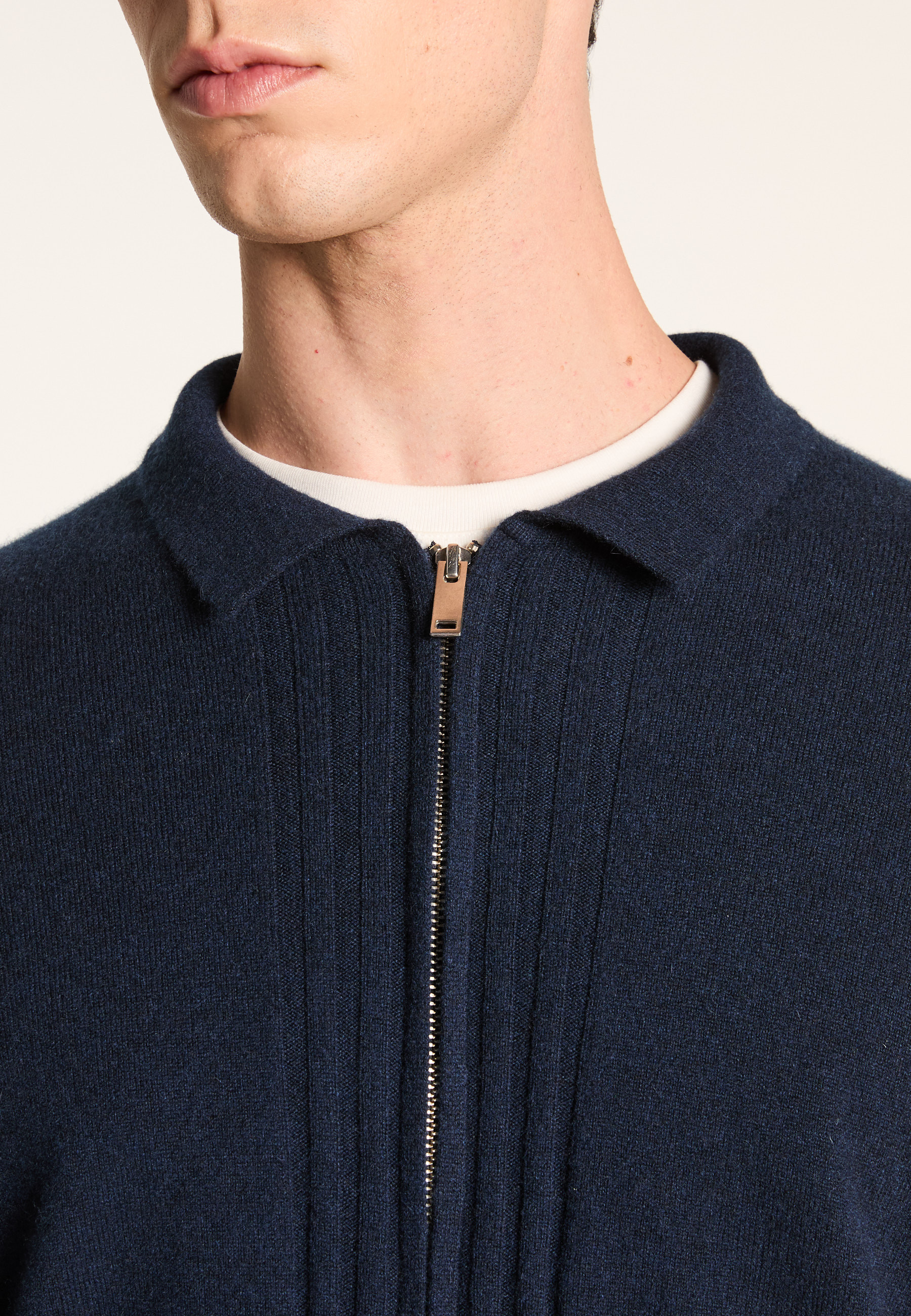 Zipped cashmere cardigan MAISON MONTAGUT Blue