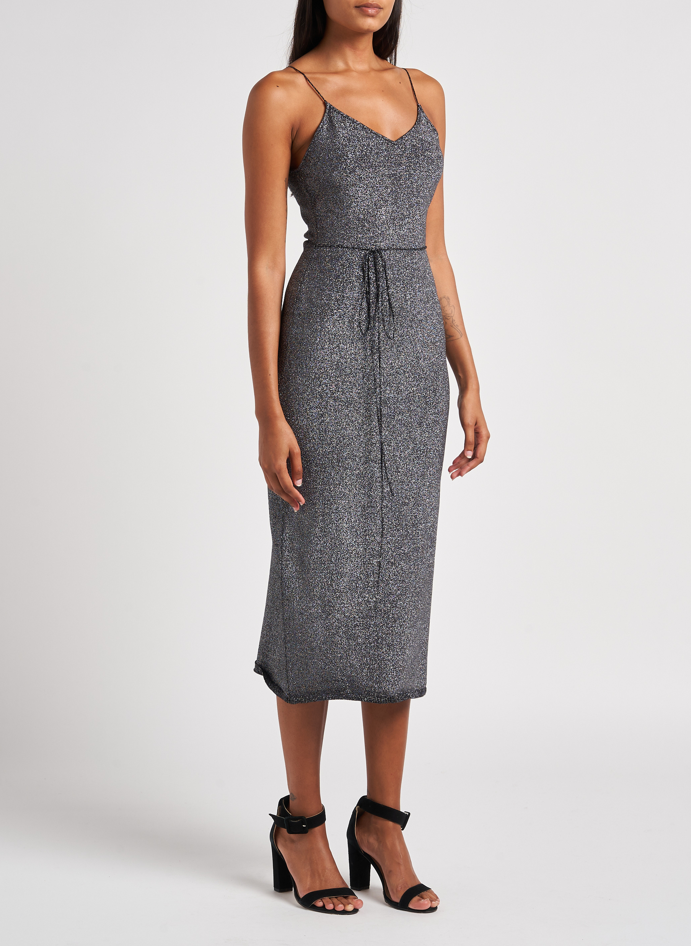 Midikleid mit V-Ausschnitt KARMA KOMA Silber