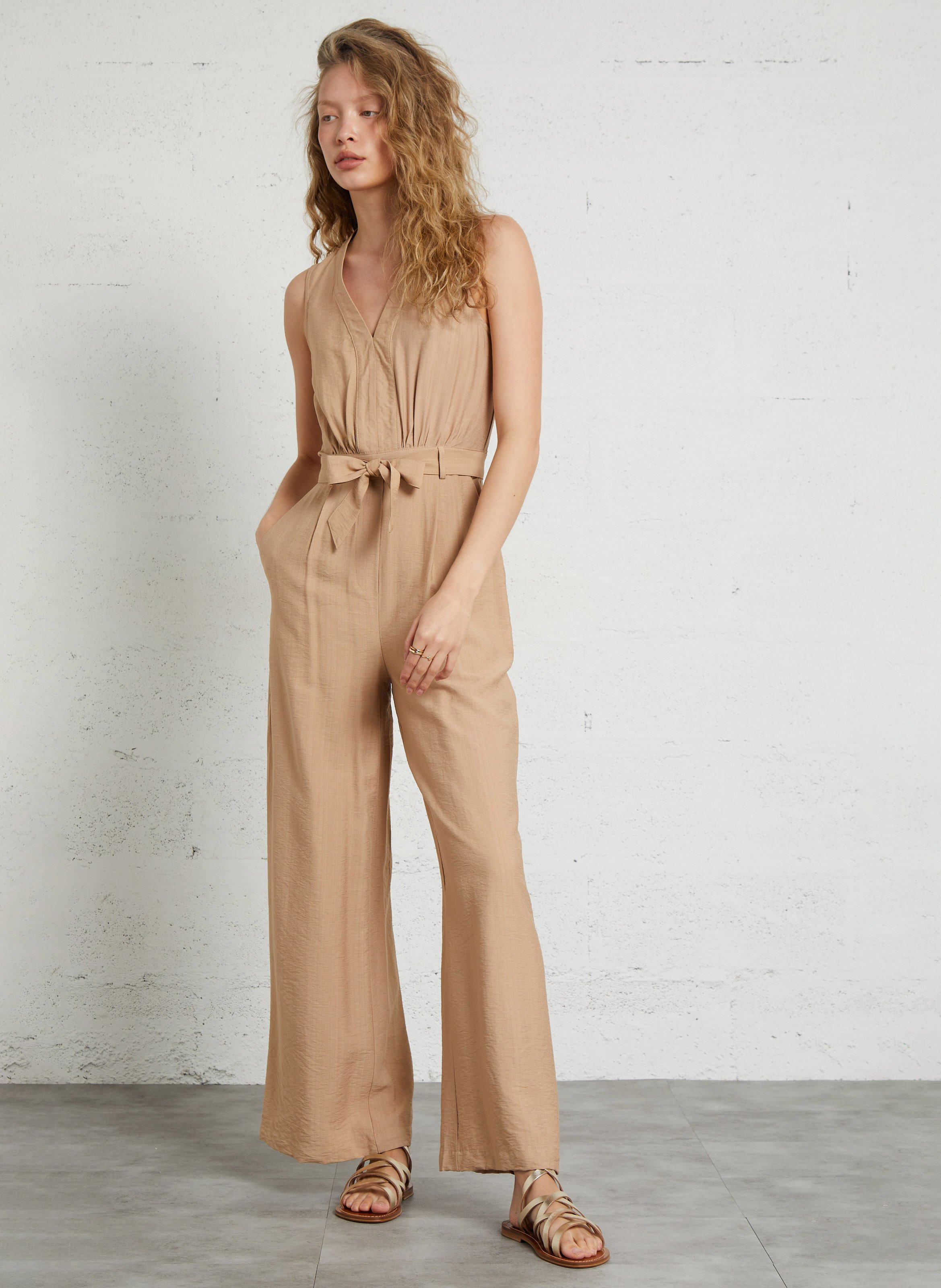 Kurzes bedrucktes und besticktes Kleid LA PETITE ETOILE Beige