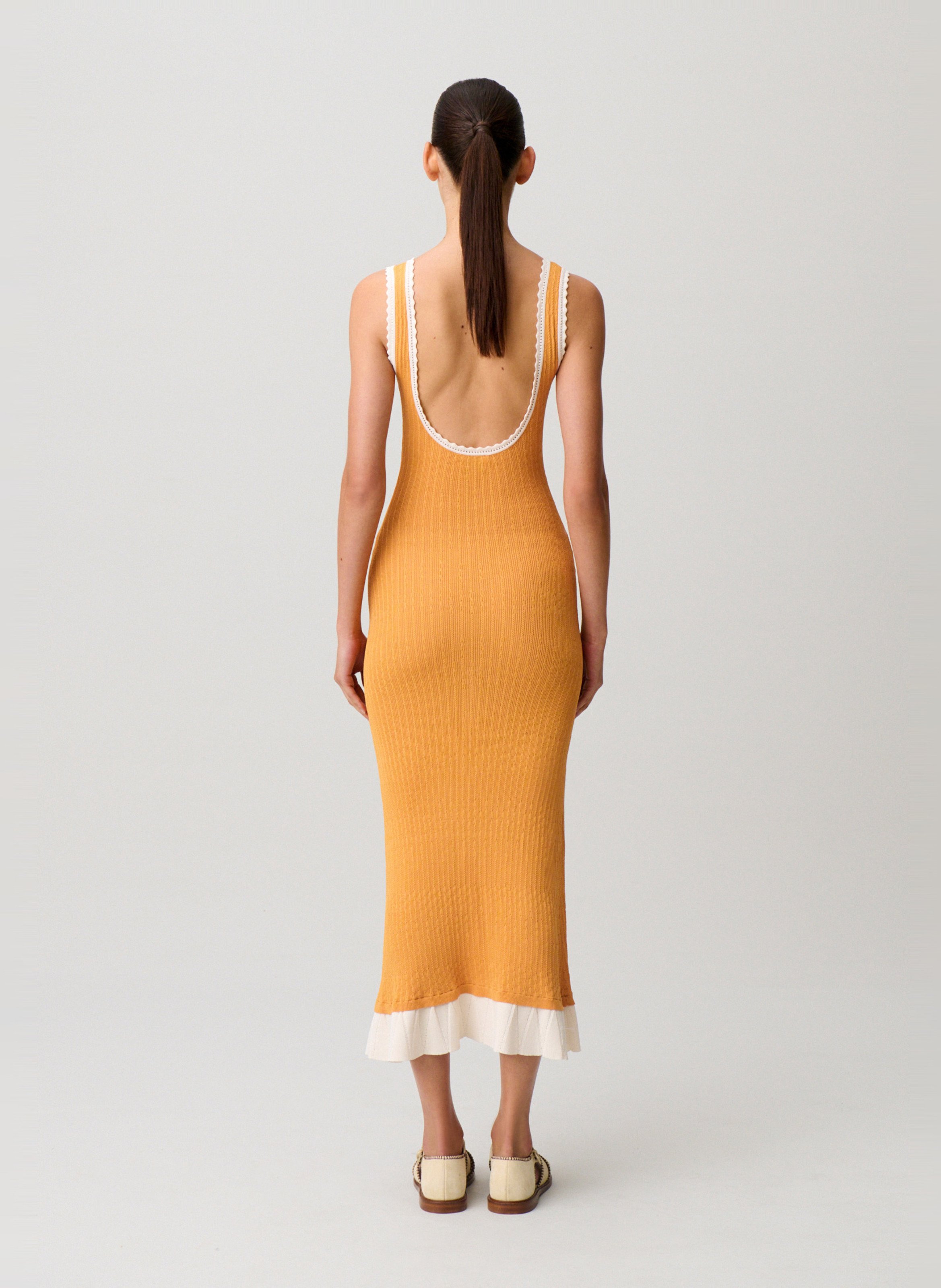 Langes Strickkleid mit Rundhalsausschnitt CLAUDIE PIERLOT Orange