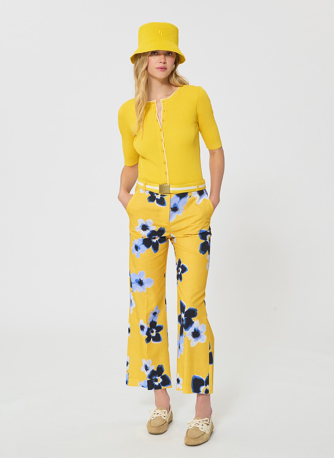 Gilet ajusté col rond en maille TARA JARMON Jaune