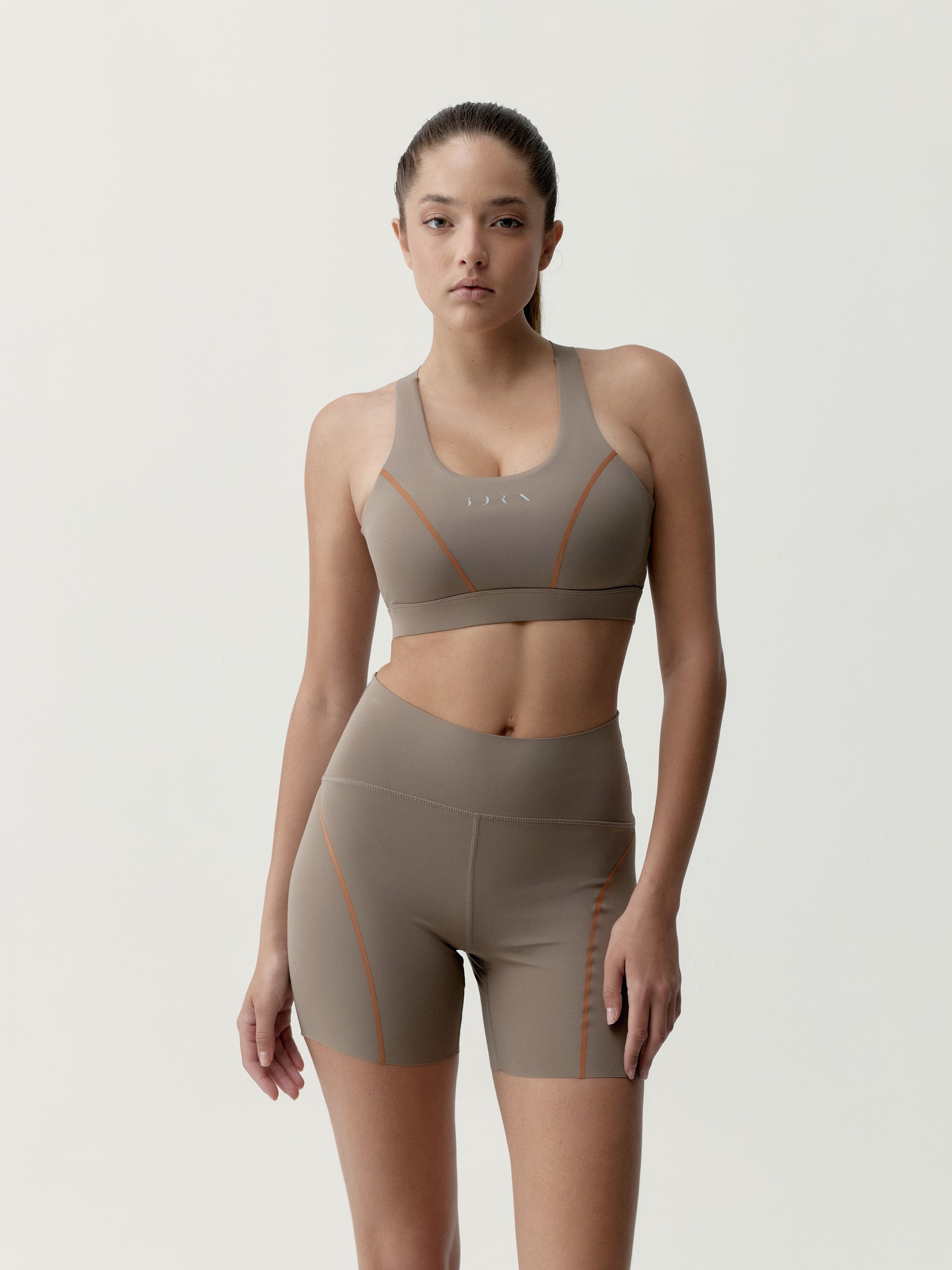High-Fixation Performance Sports Bra BORN Brown