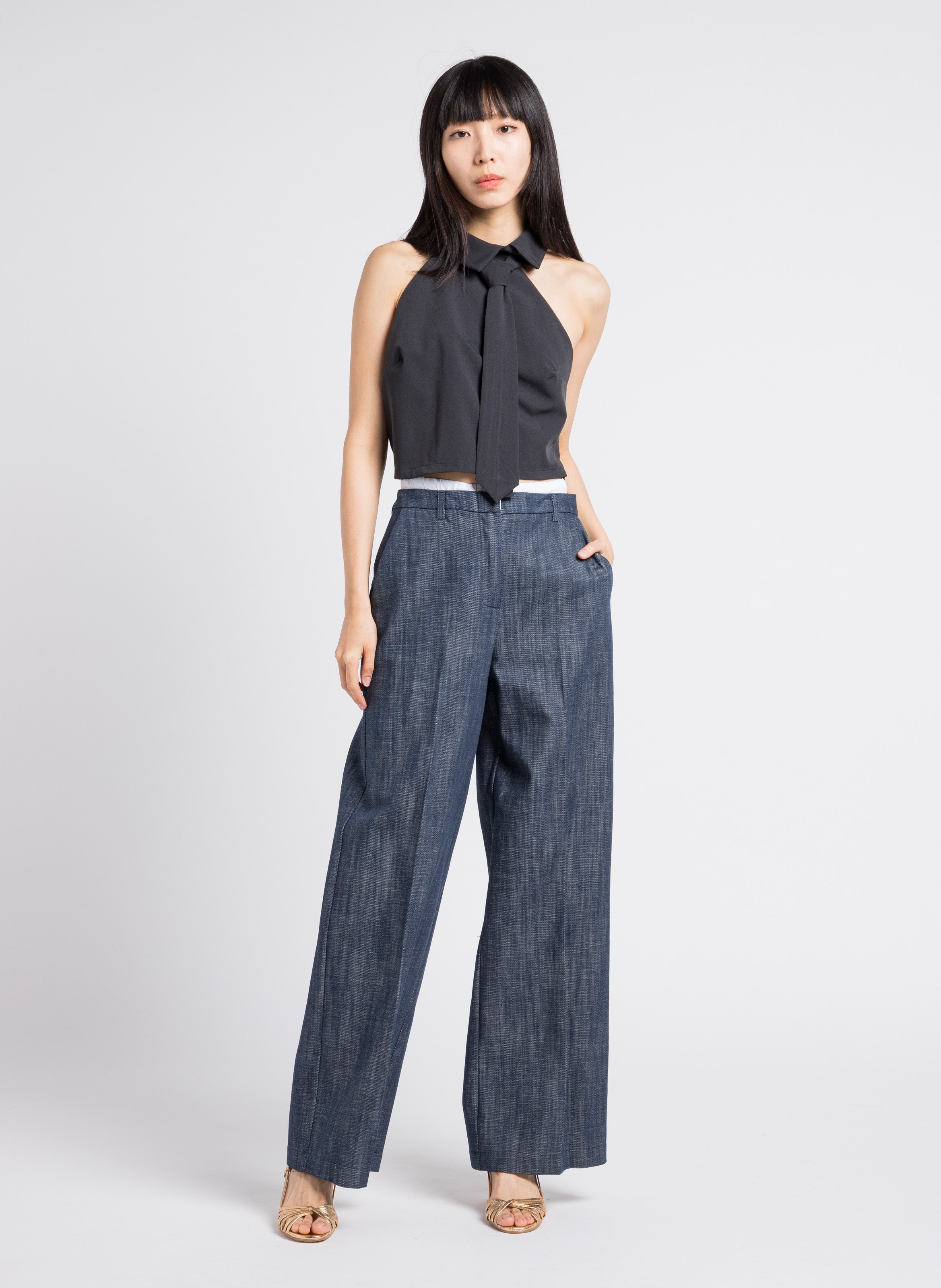 Sleeveless top with tie IMPERIAL Black