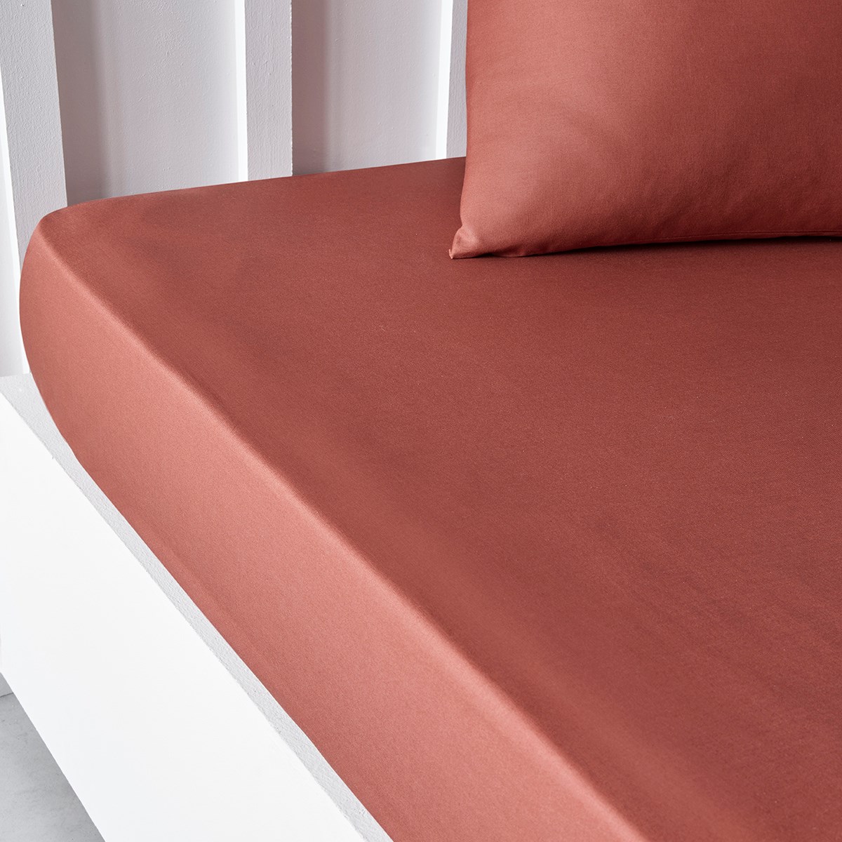 Solid color fitted sheet in cotton TODAY LINGE DE MAISON Red