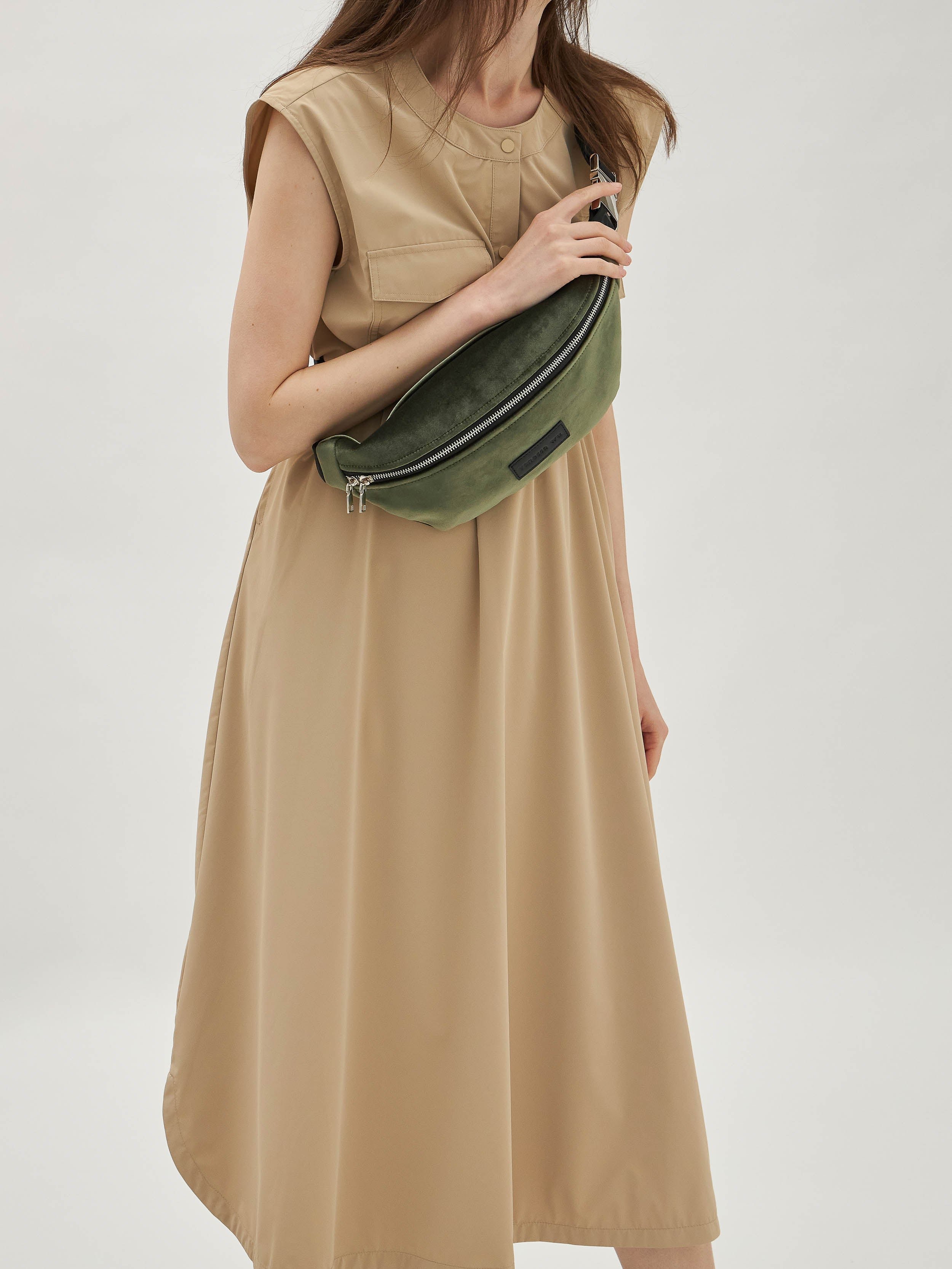 Velour waist bag VANESSA WU Green