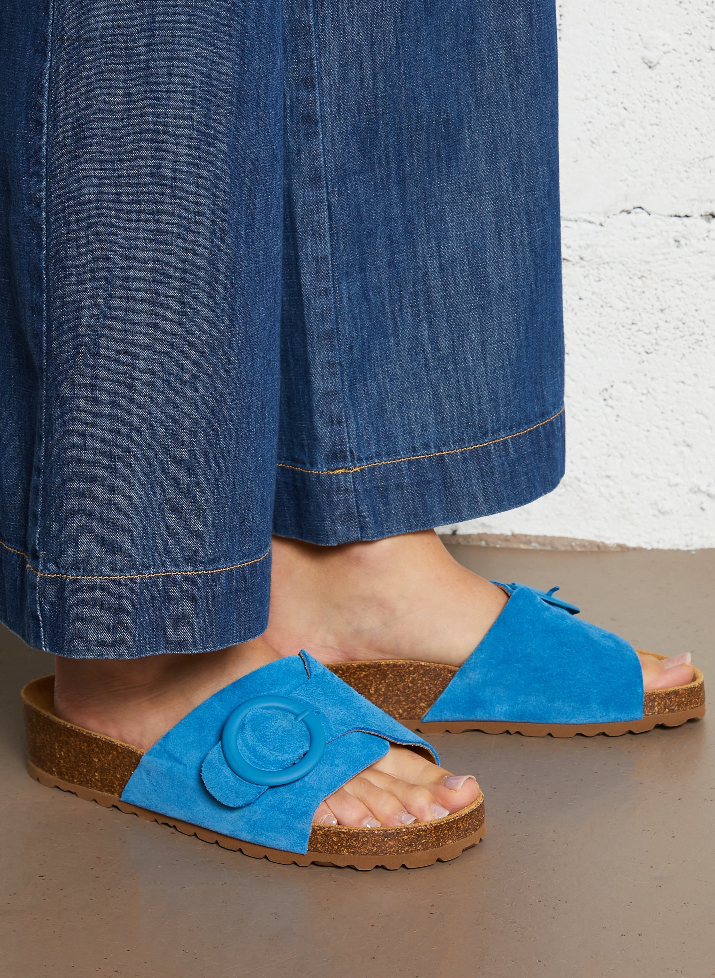 Platte, leren sandalen met gesp NICE THINGS Blauw