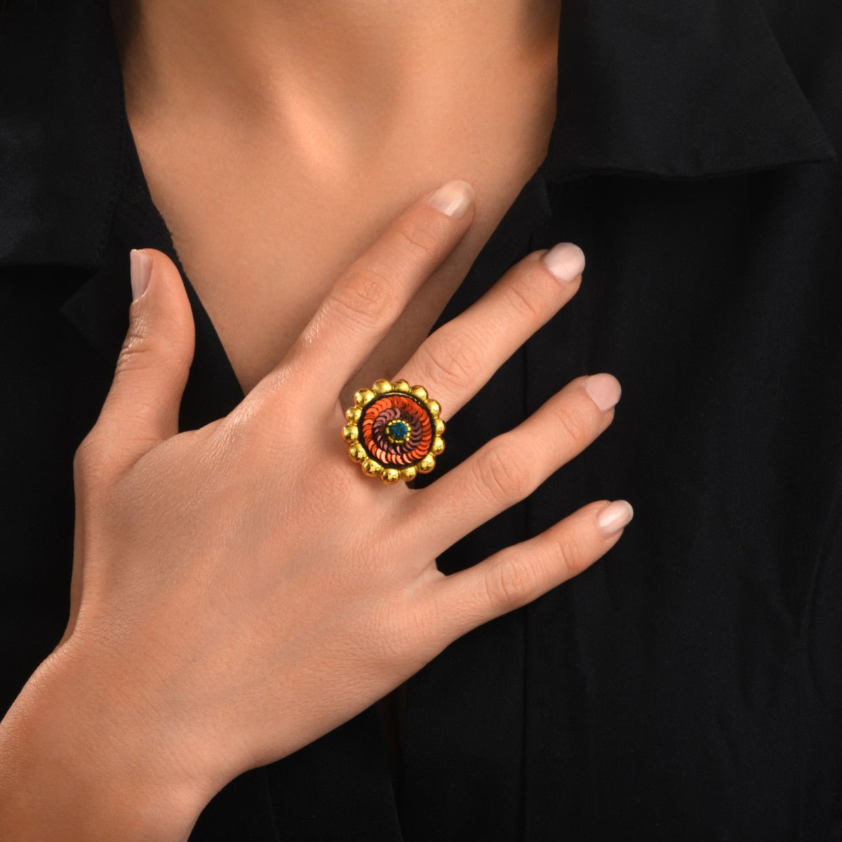 Bague ronde   ajustable SATELLITE PARIS Orange
