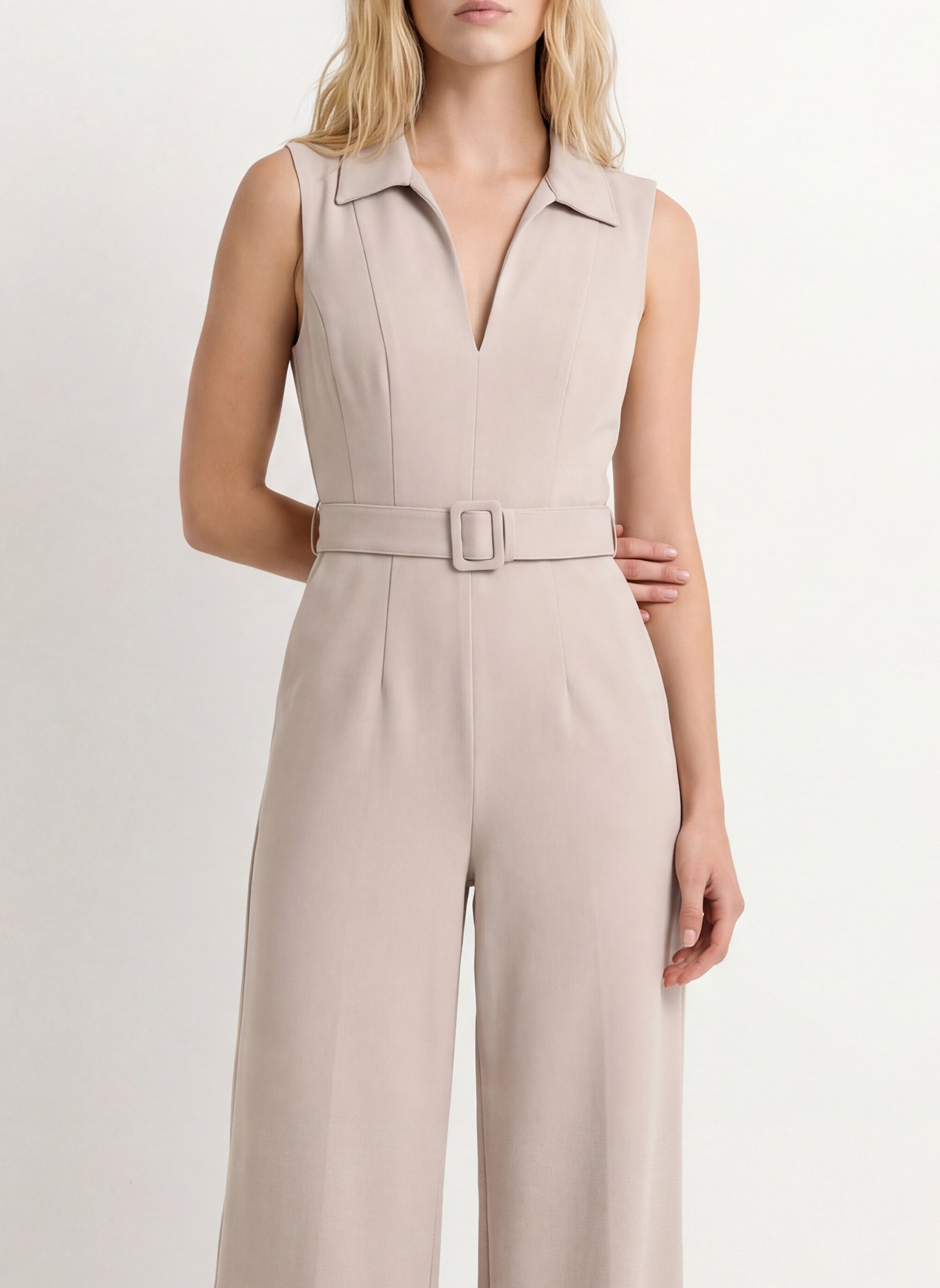 Rechte jumpsuit met V-hals KOOKAI Beige