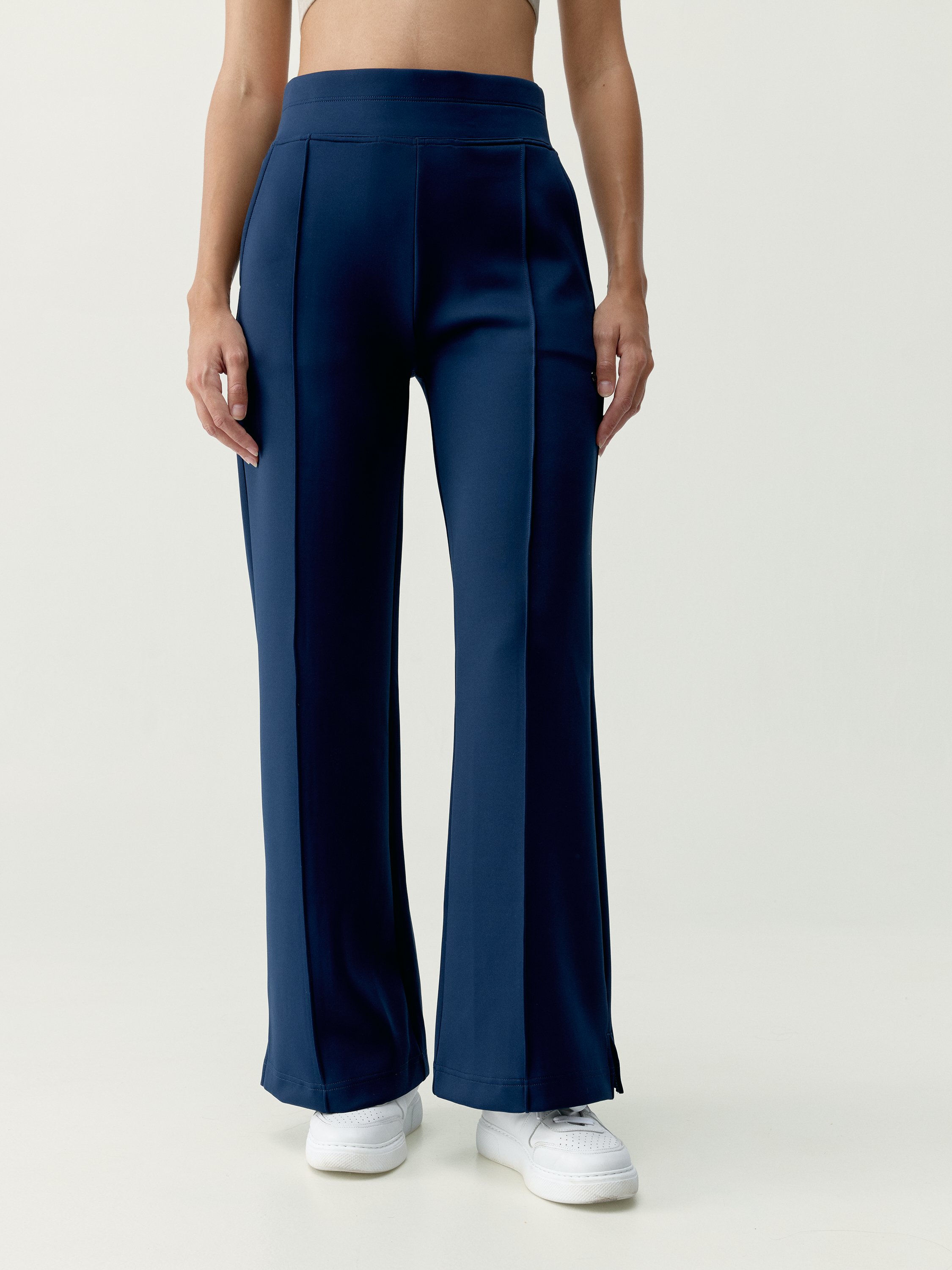 Women's wide-leg sport pants with pockets BORN