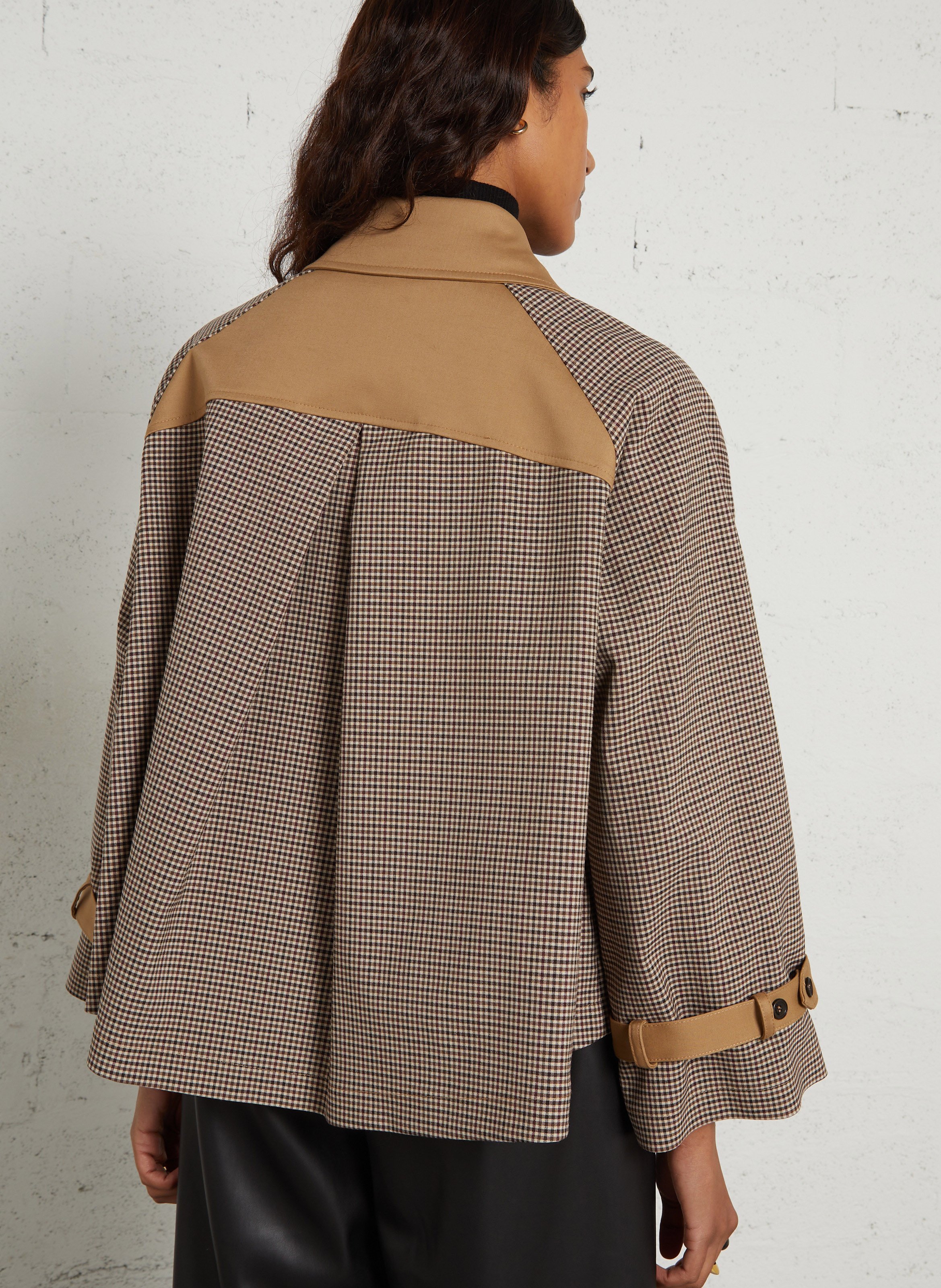 Kurzer karierte Trenchcoat IMPERIAL Beige