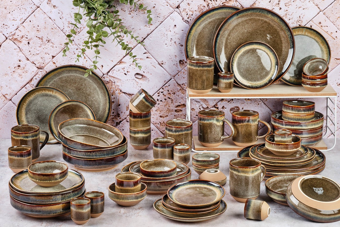 Full service plus genesis - 60 pieces - basalt BJORN Brown