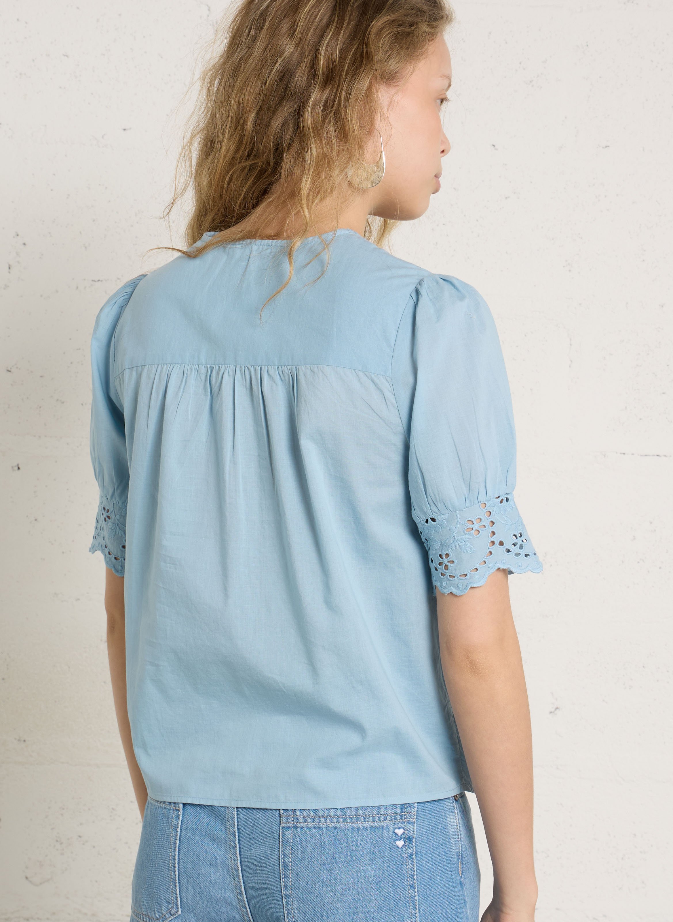 Top droit en coton brodé PETITE MENDIGOTE Bleu