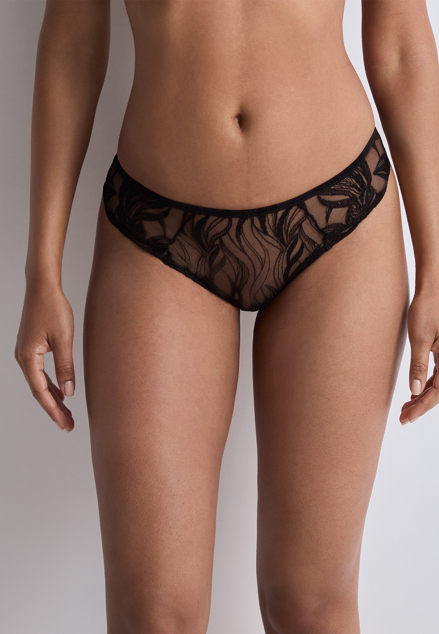 Brazilian-style panties AUBADE Black