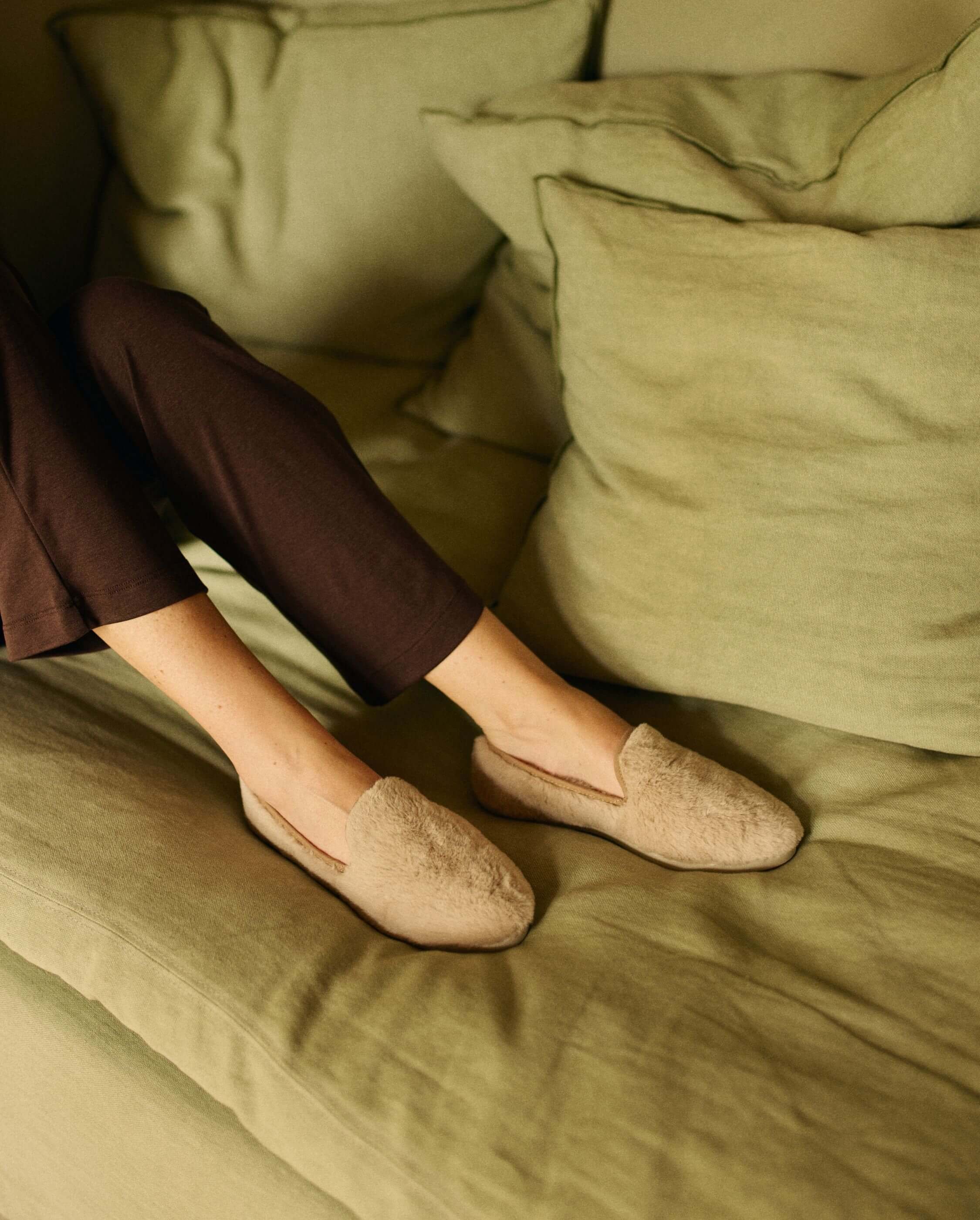 Women's vegan fur slipper, beige ANGARDE Beige