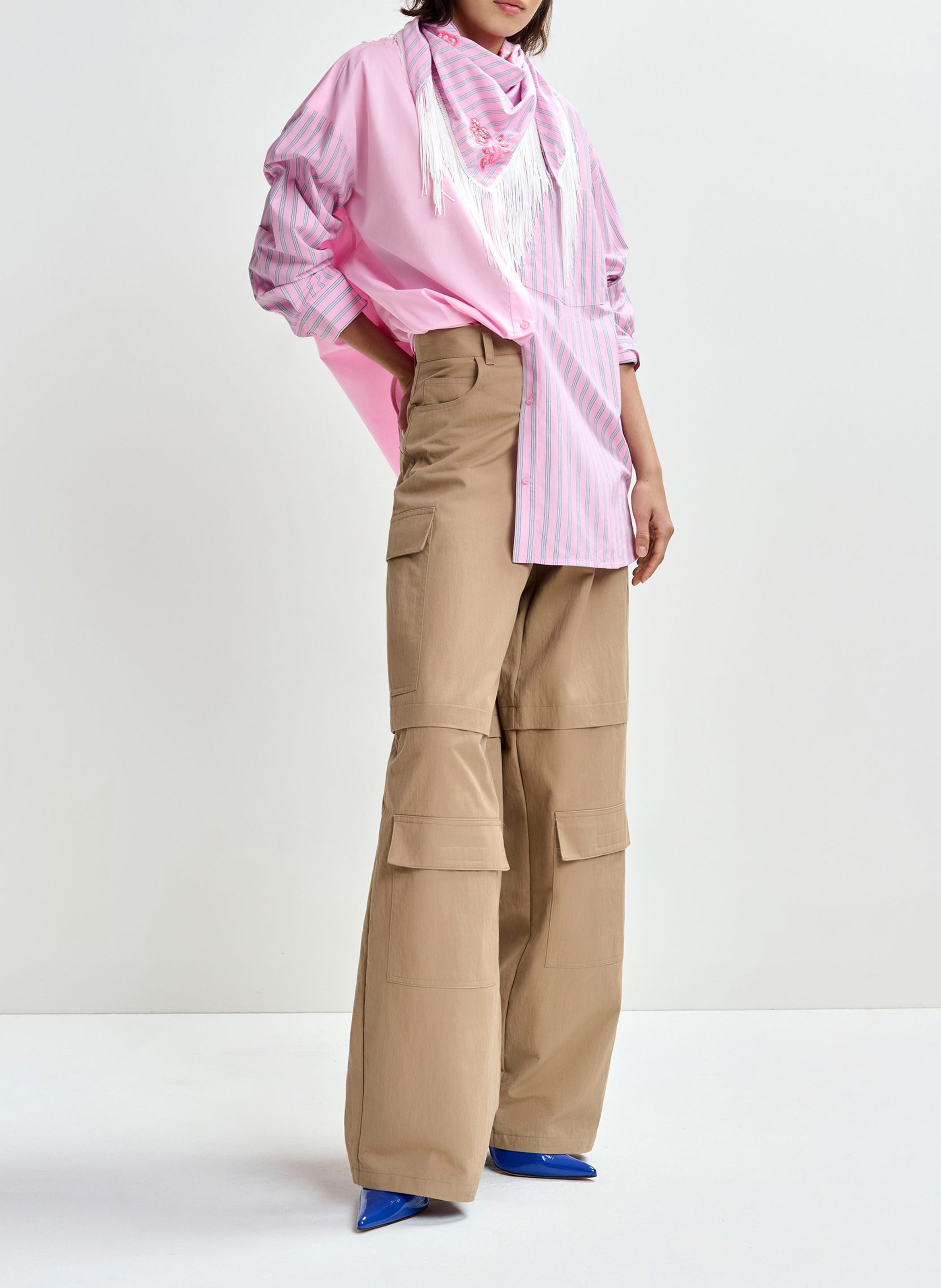 Oversize-Baumwollbluse mit klassischem Kragen und Streifen ESSENTIEL ANTWERP Rosa