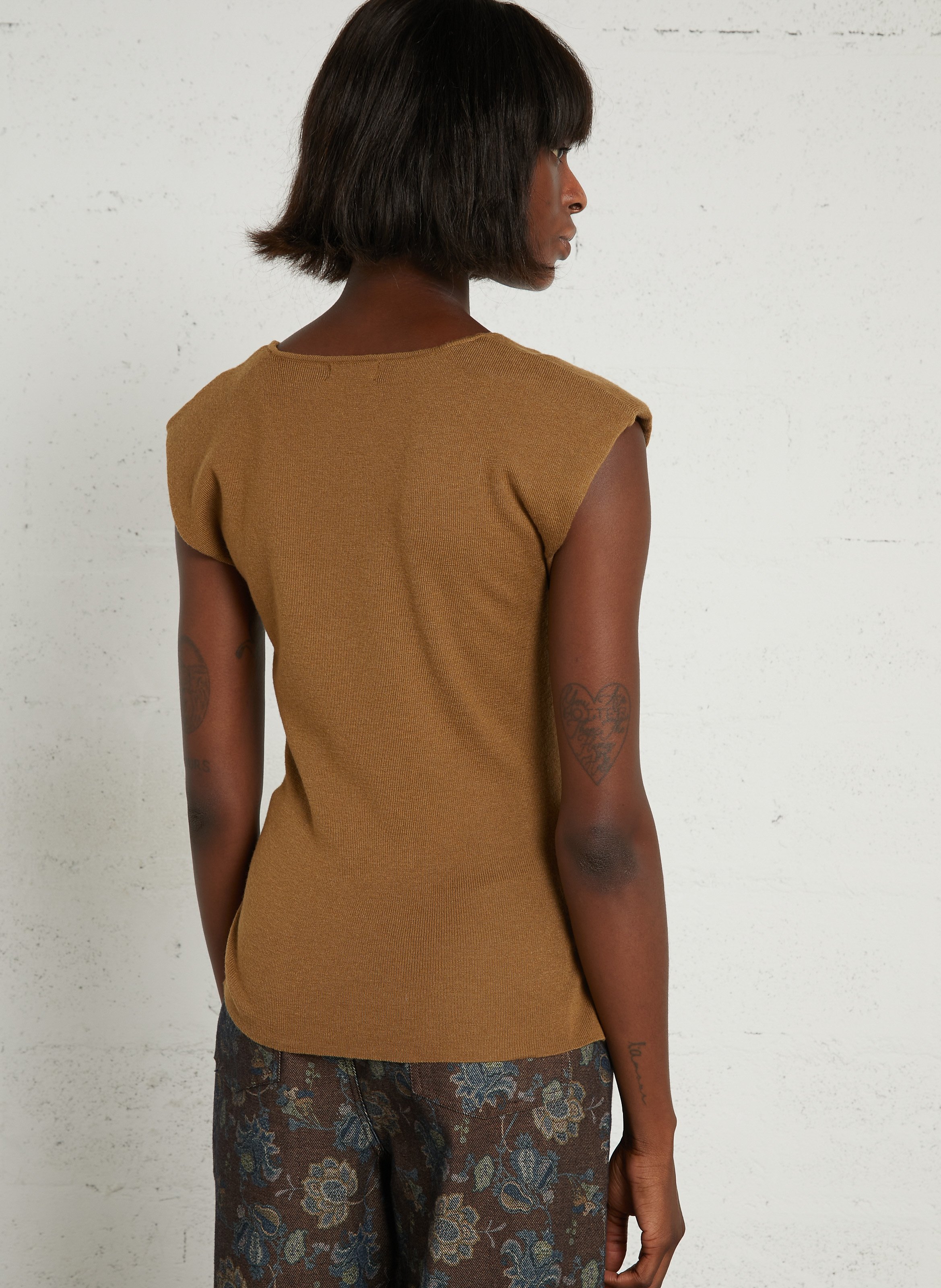 Ärmelloser Rundhalspullover SUNCOO Beige