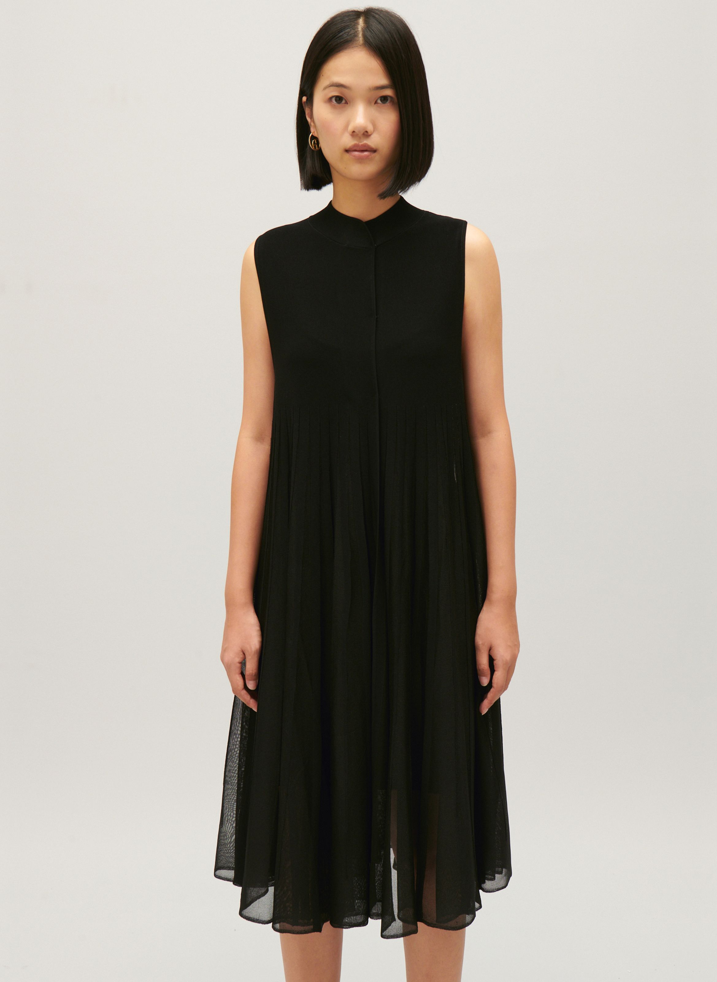 Vestido Midi Recto De Punto Con Cuello Mao Noir Claudie Pierlot