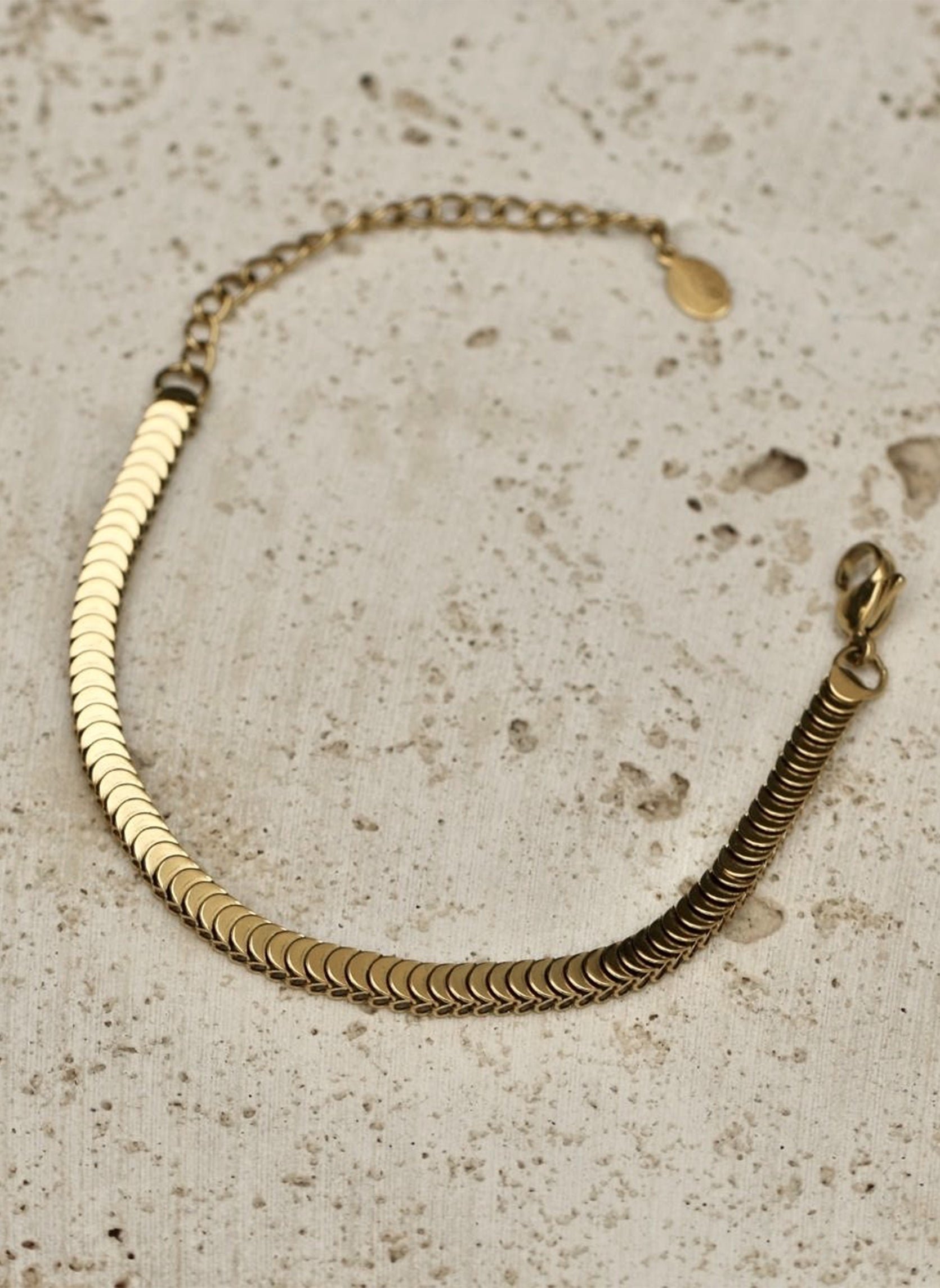 Chain bracelet in gold tone AEC Paris Golden