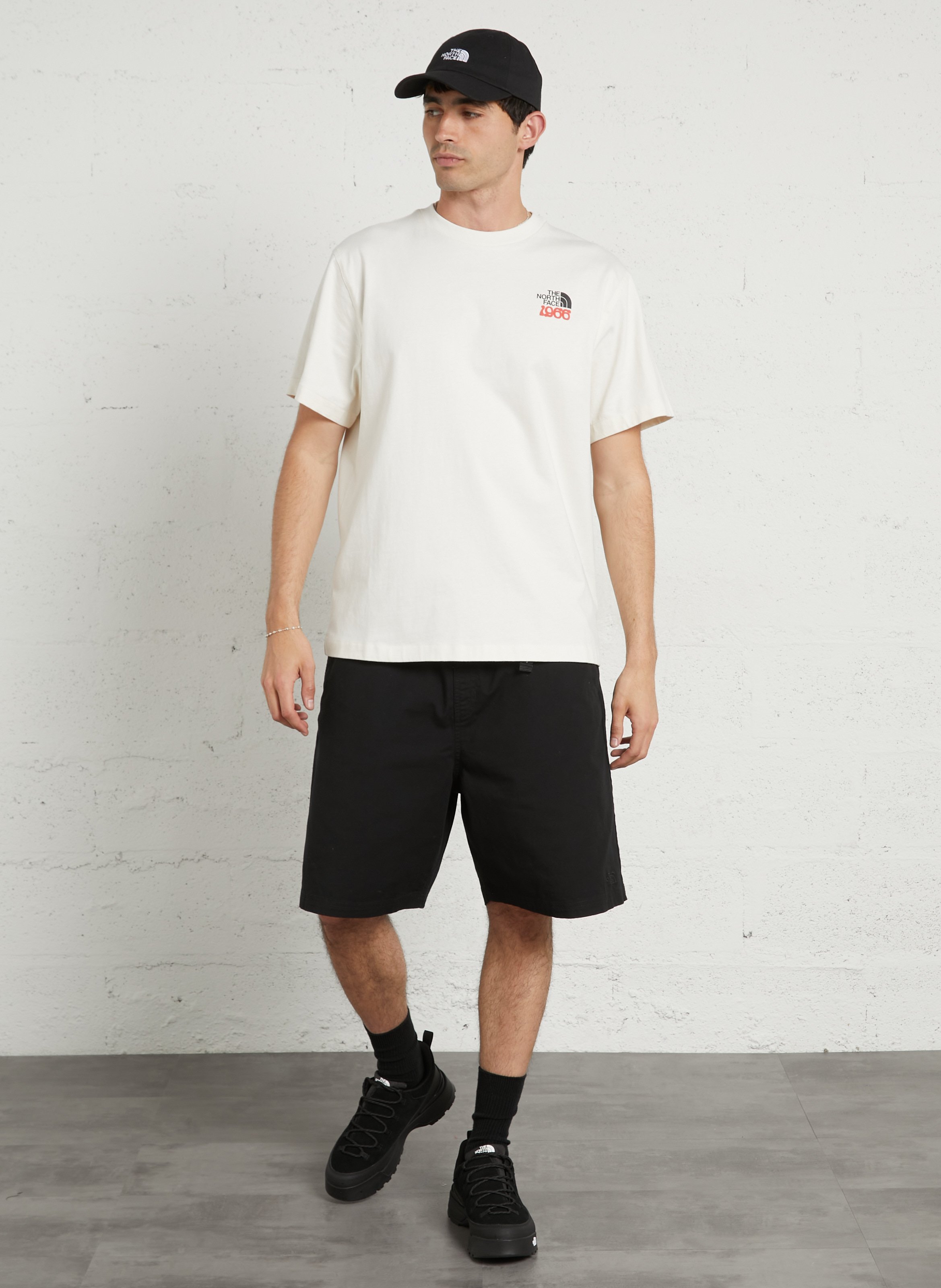 Straight round-neck cotton T-shirt with screen print THE NORTH FACE White
