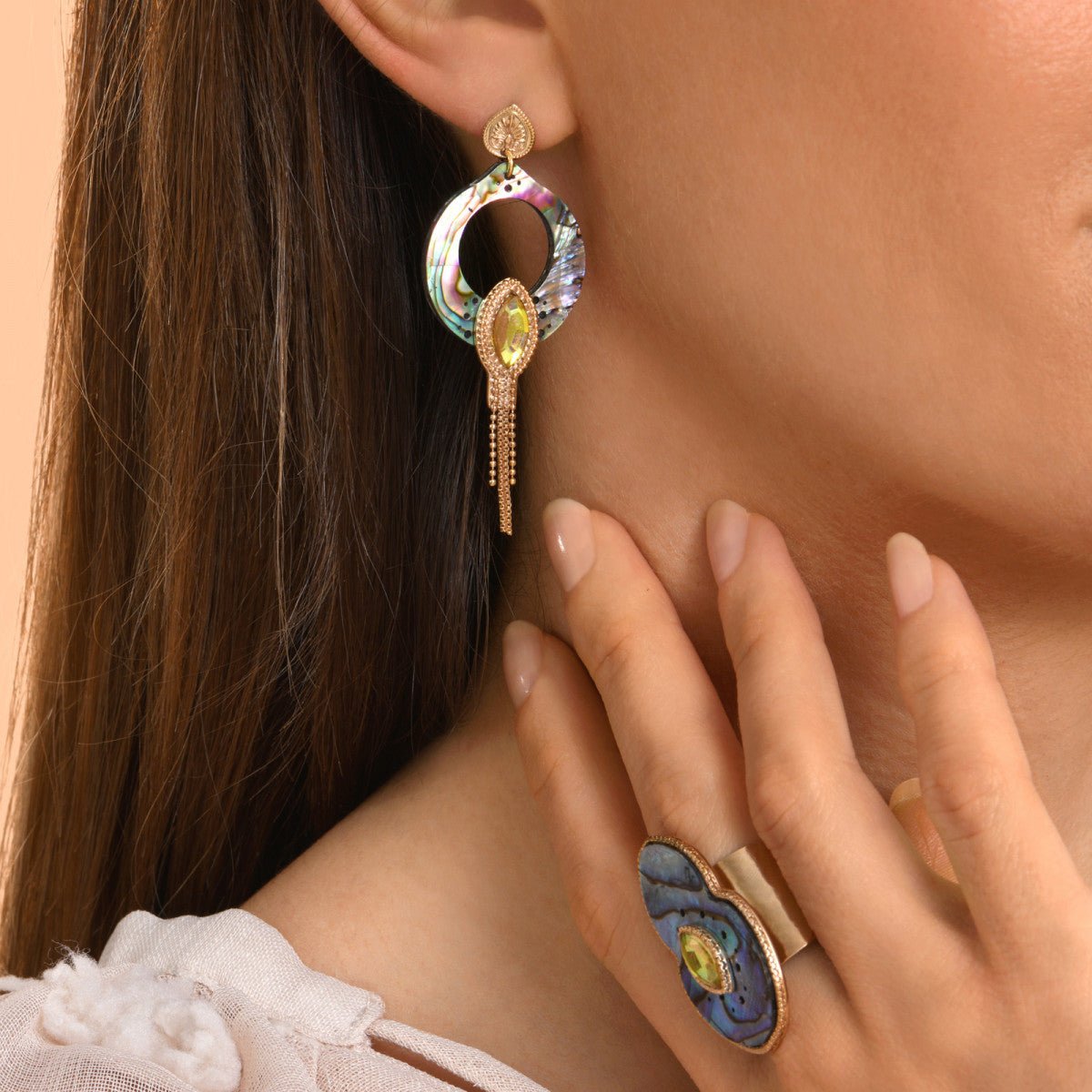Long pierced earrings SATELLITE PARIS Blue