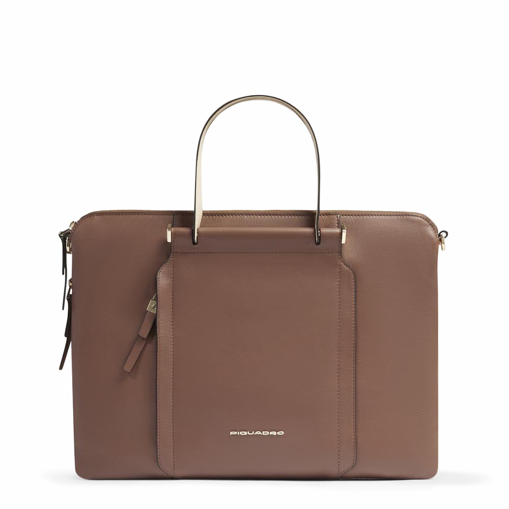 Leather messenger bag PIQUADRO