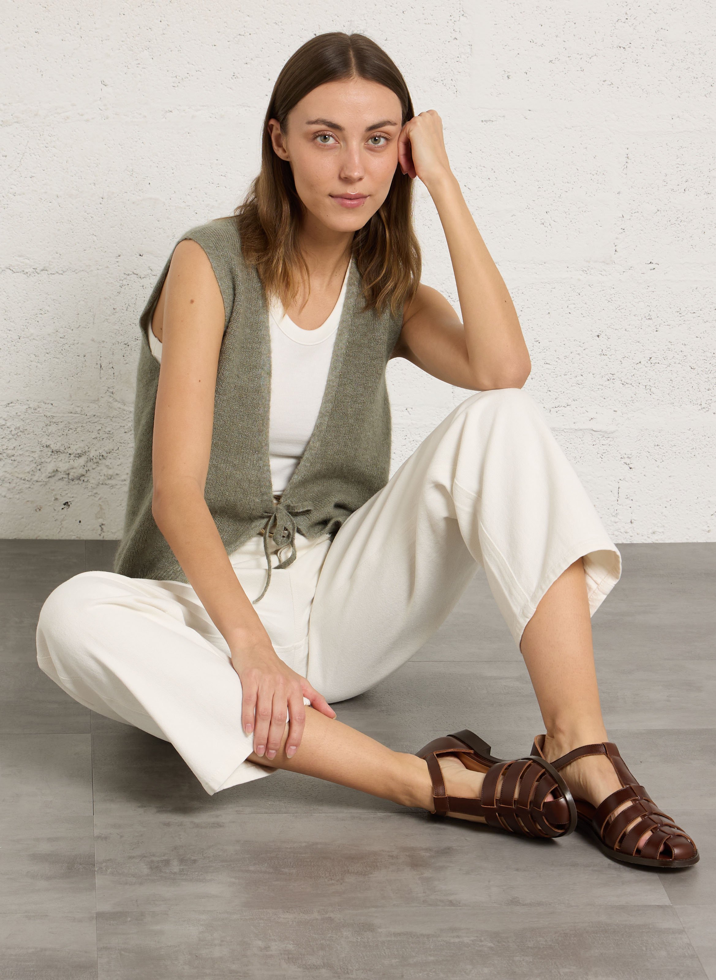 Velvet leather jellyfish Brown