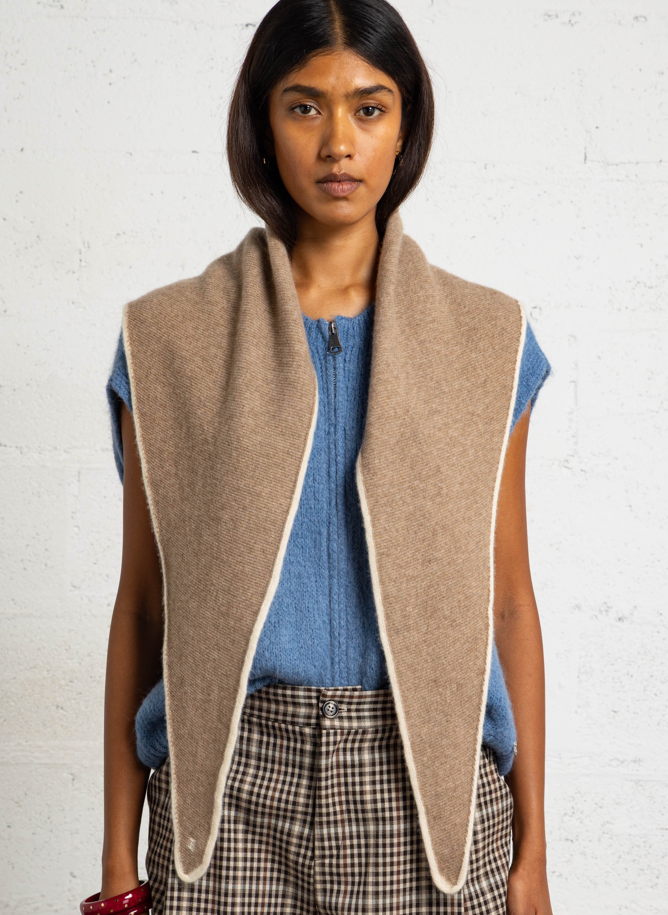 Echarpe triangle en cachemire KOON Beige