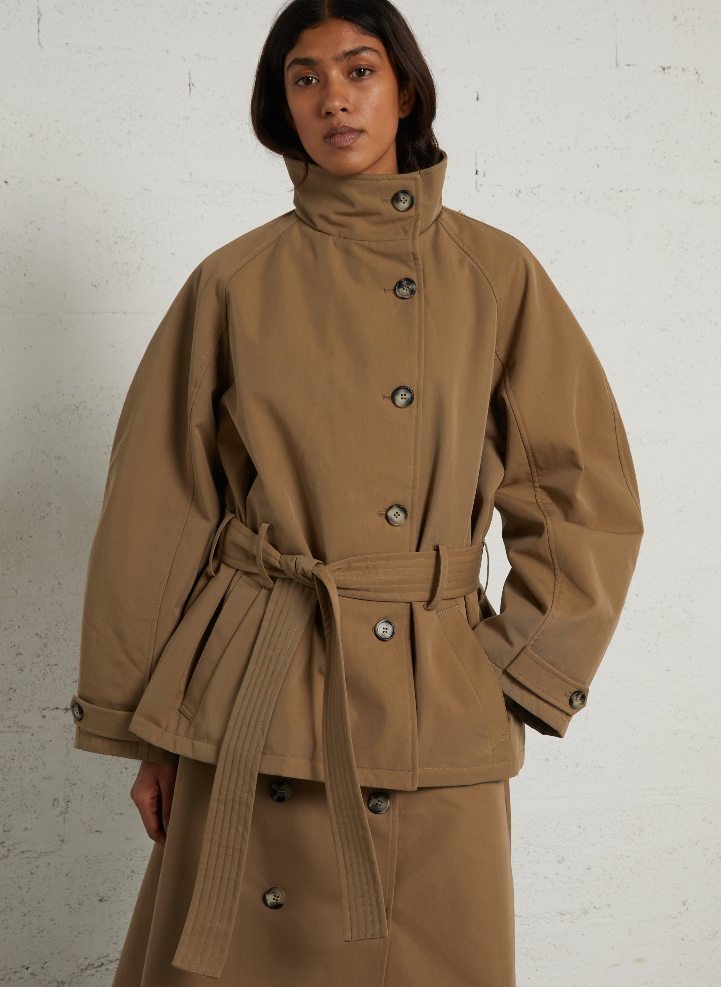 Trench ajustado de algodón BERENICE Beige