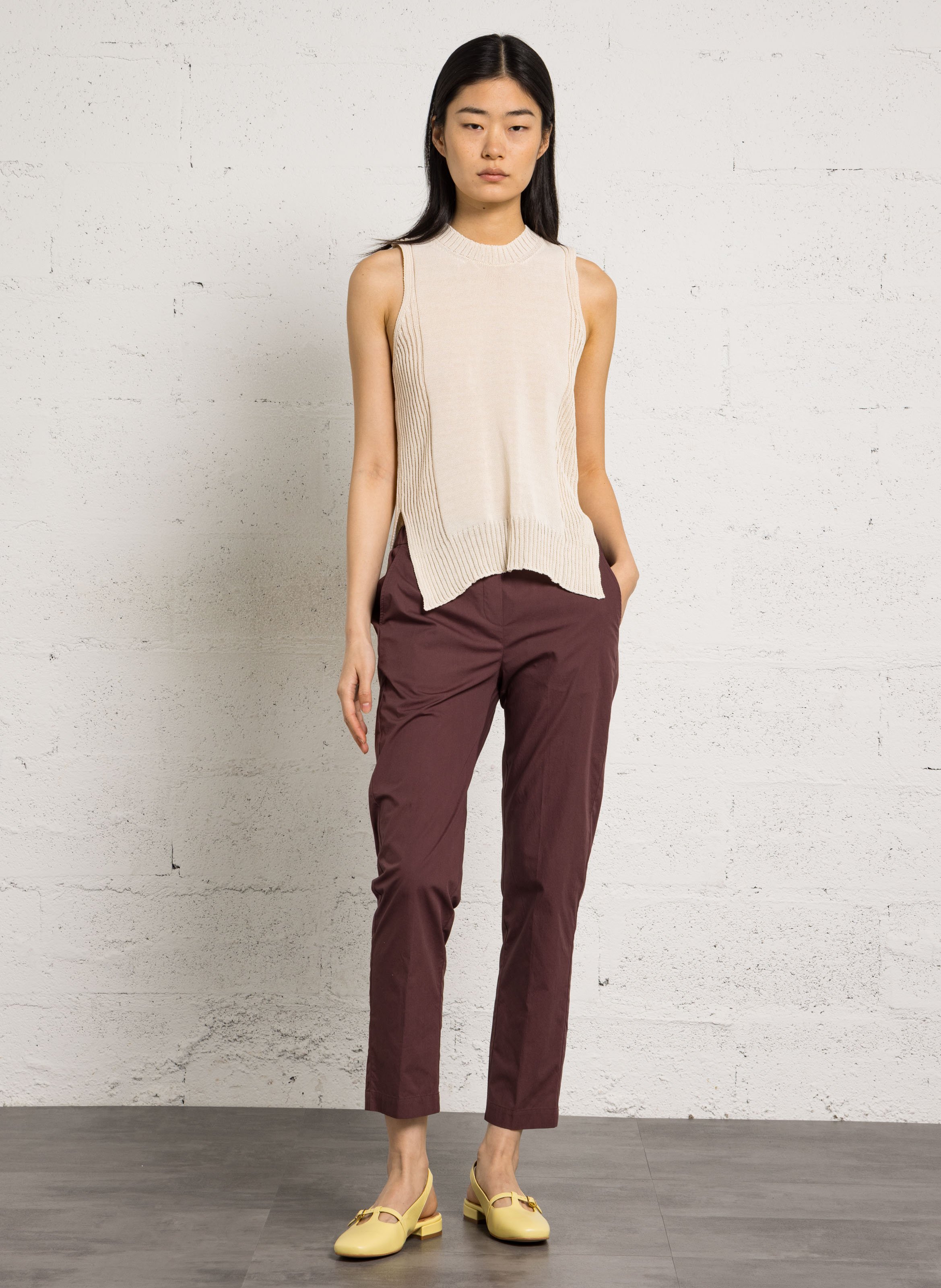 Straight cotton-blend sweater with round neck POMANDERE White