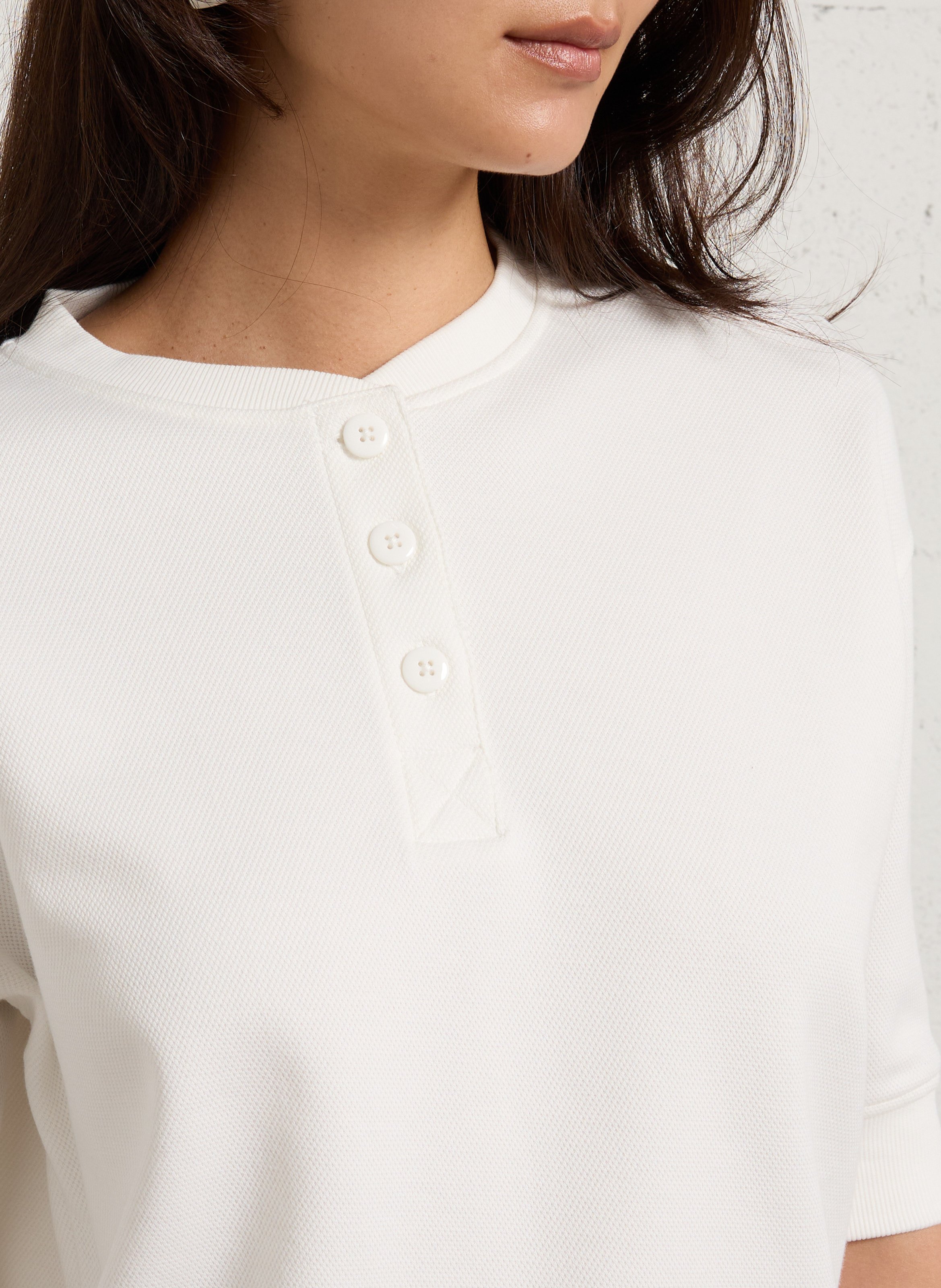 Ronde hals knoopdetail top MAISON 123 Wit